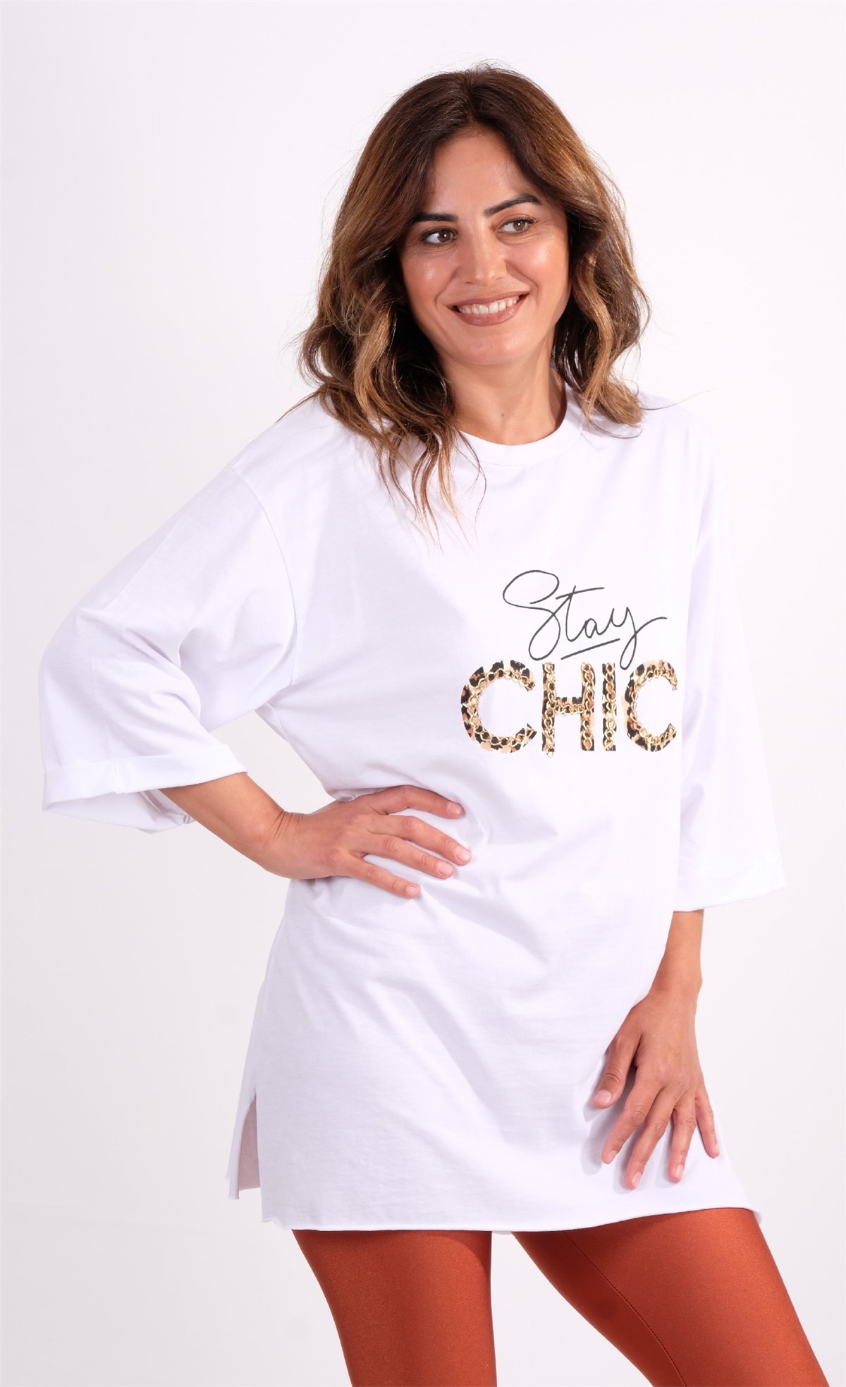 Duble Kol Yırtmaçlı Baskı Ve Zincir Detaylı Tshirt