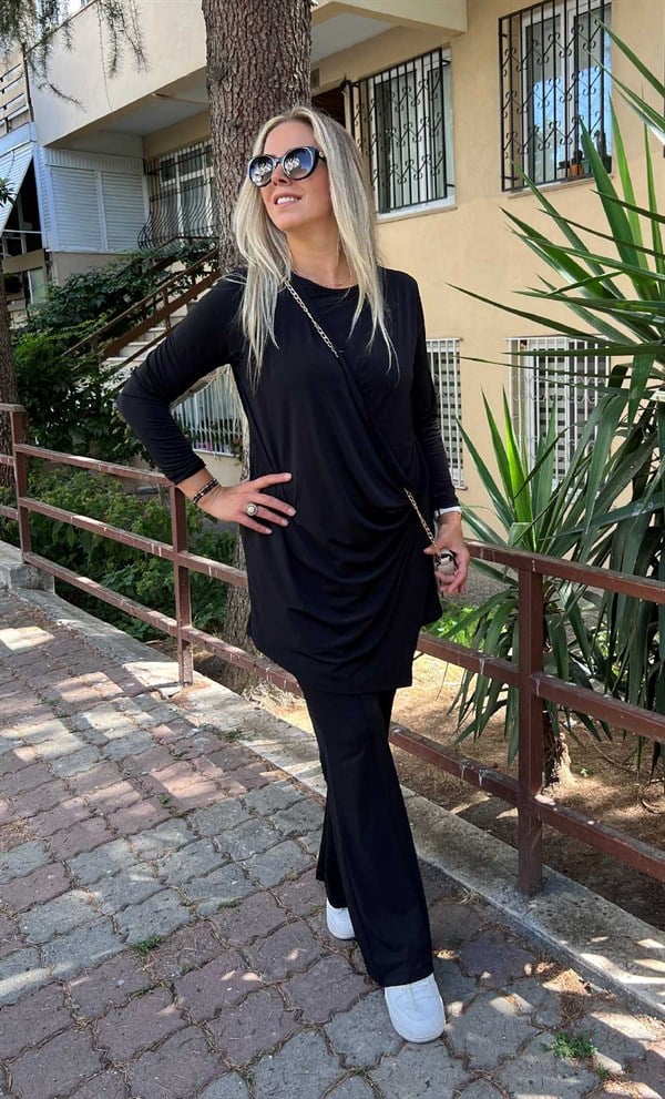 Kruvaze Detaylı Bluz Yarım İspanyol Paça Pantolon Takım