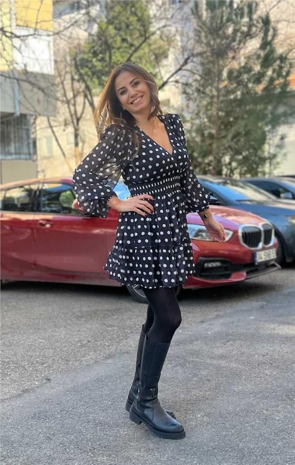 Puantiyeli Beli Lastikli Şifon Elbise