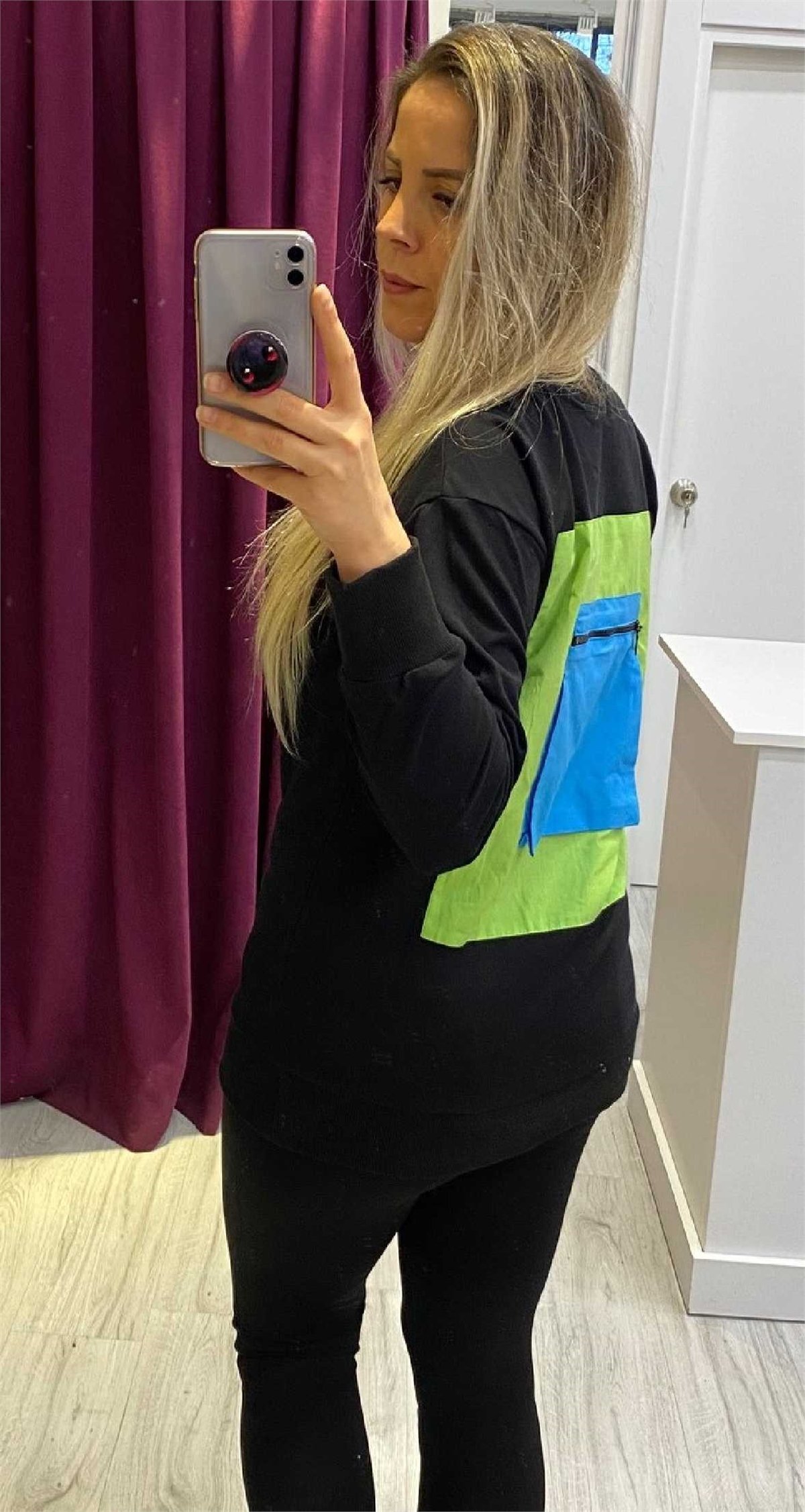 Renkli Cep Detaylı Sweat