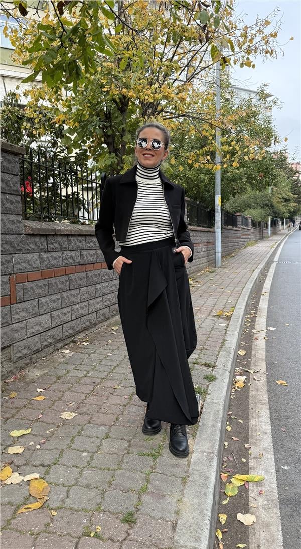 Siyah Beli Lastikli Tasarım Etek