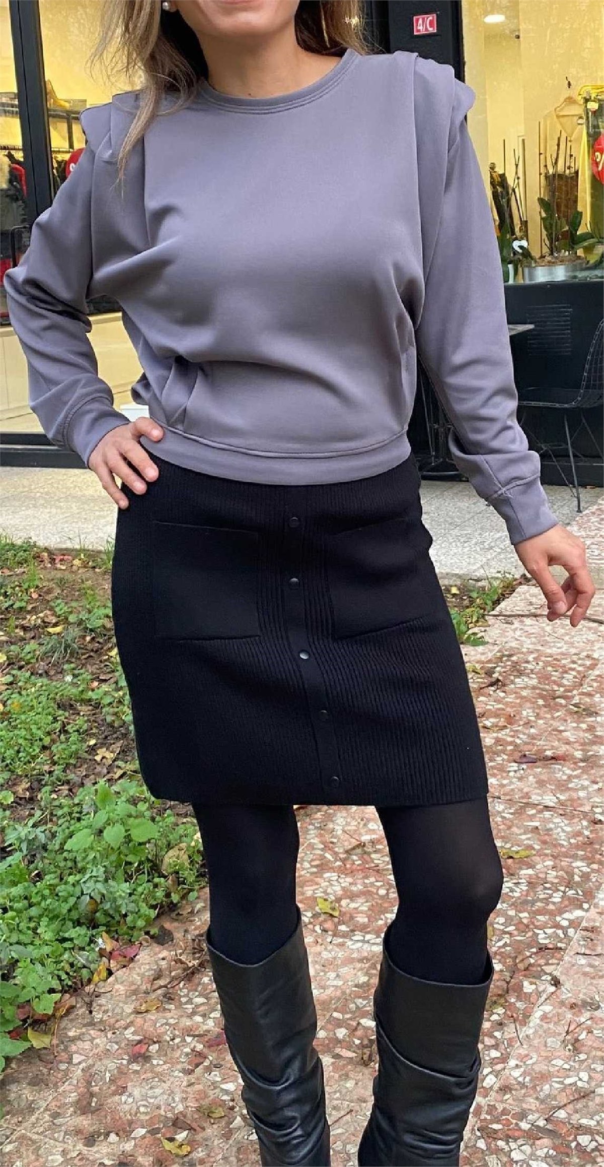 Vatkalı Pile Detaylı Sweat
