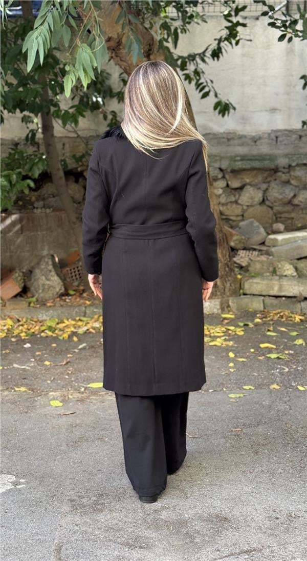 Yakası Kürklü Kuşaklı Astarlı Kaşe Kaban