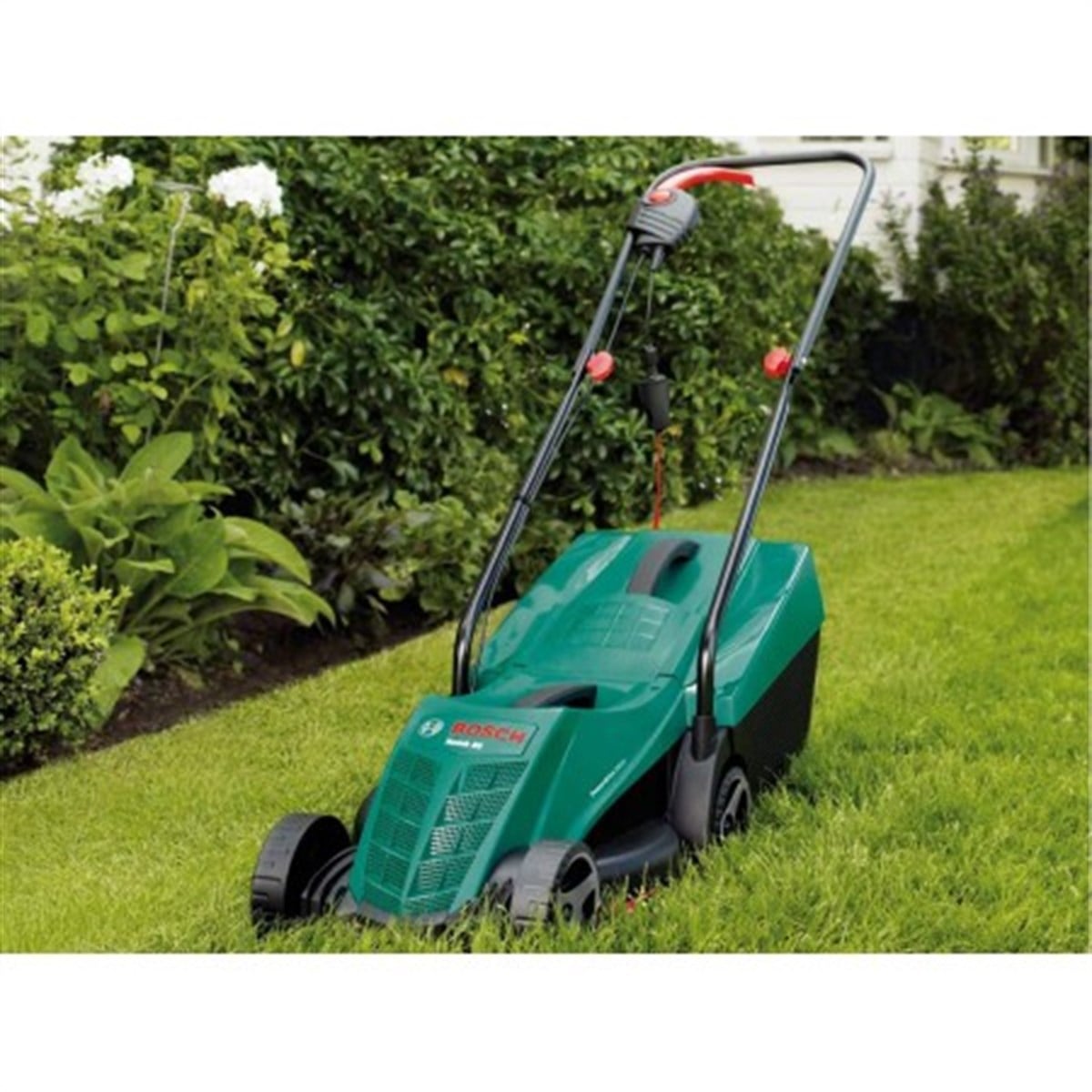 Çim BiçmeBOSCH ARM 32 ÇİM BİÇME MAKİNASI