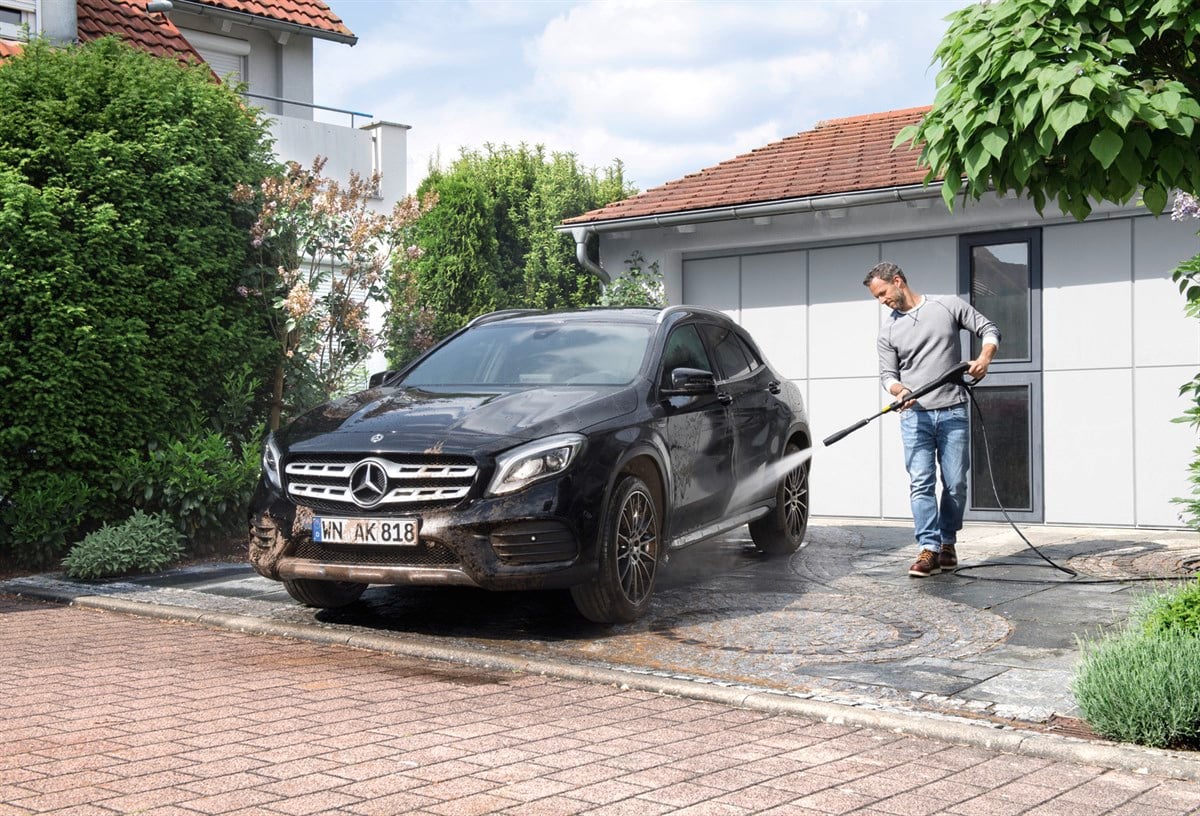 Yıkama MakinalarıKARCHER K5 COMPACT 145 BAR BASINÇLI YIKAMA MAKİNESİ