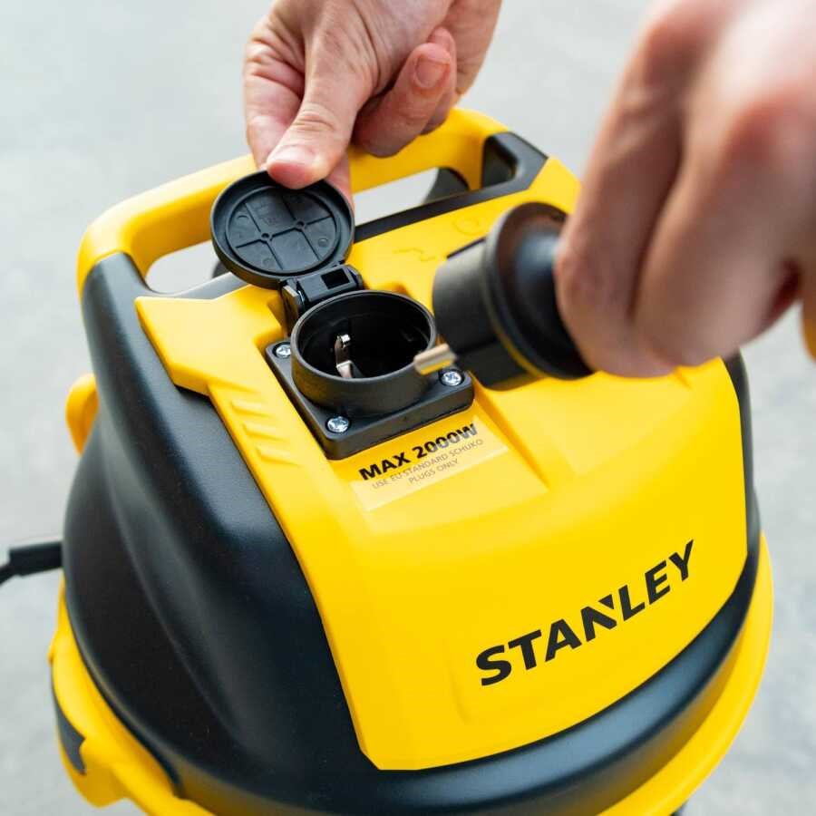 Yıkama MakinalarıSTANLEY SXVC30XTDE ISLAK KURU SANAYİ TİPİ SÜPÜRGE