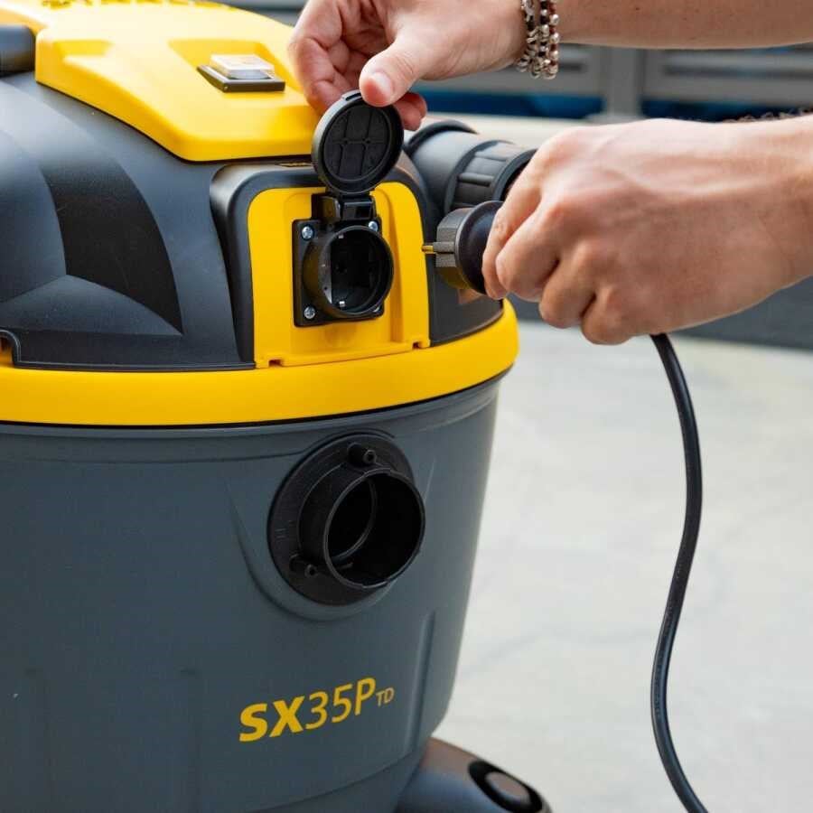 Yıkama MakinalarıSTANLEY SXVC35PTDE 1600 W ISLAK KURU SANAYİ TİPİ SÜPÜRGE