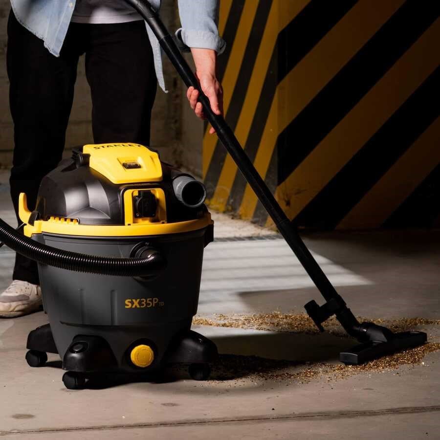 Yıkama MakinalarıSTANLEY SXVC35PTDE 1600 W ISLAK KURU SANAYİ TİPİ SÜPÜRGE