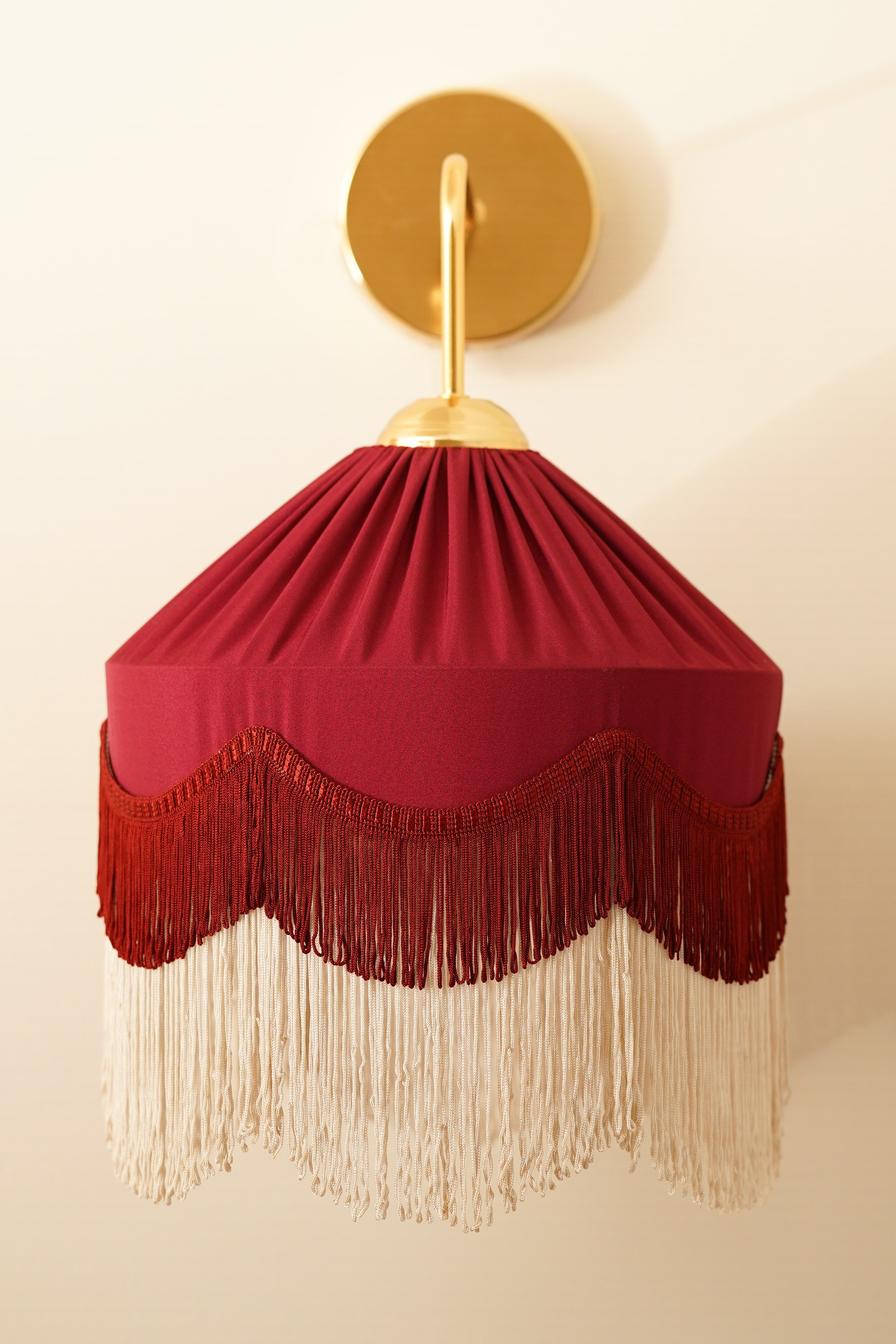 BORDO KUMAŞ ABAJUR APLİK