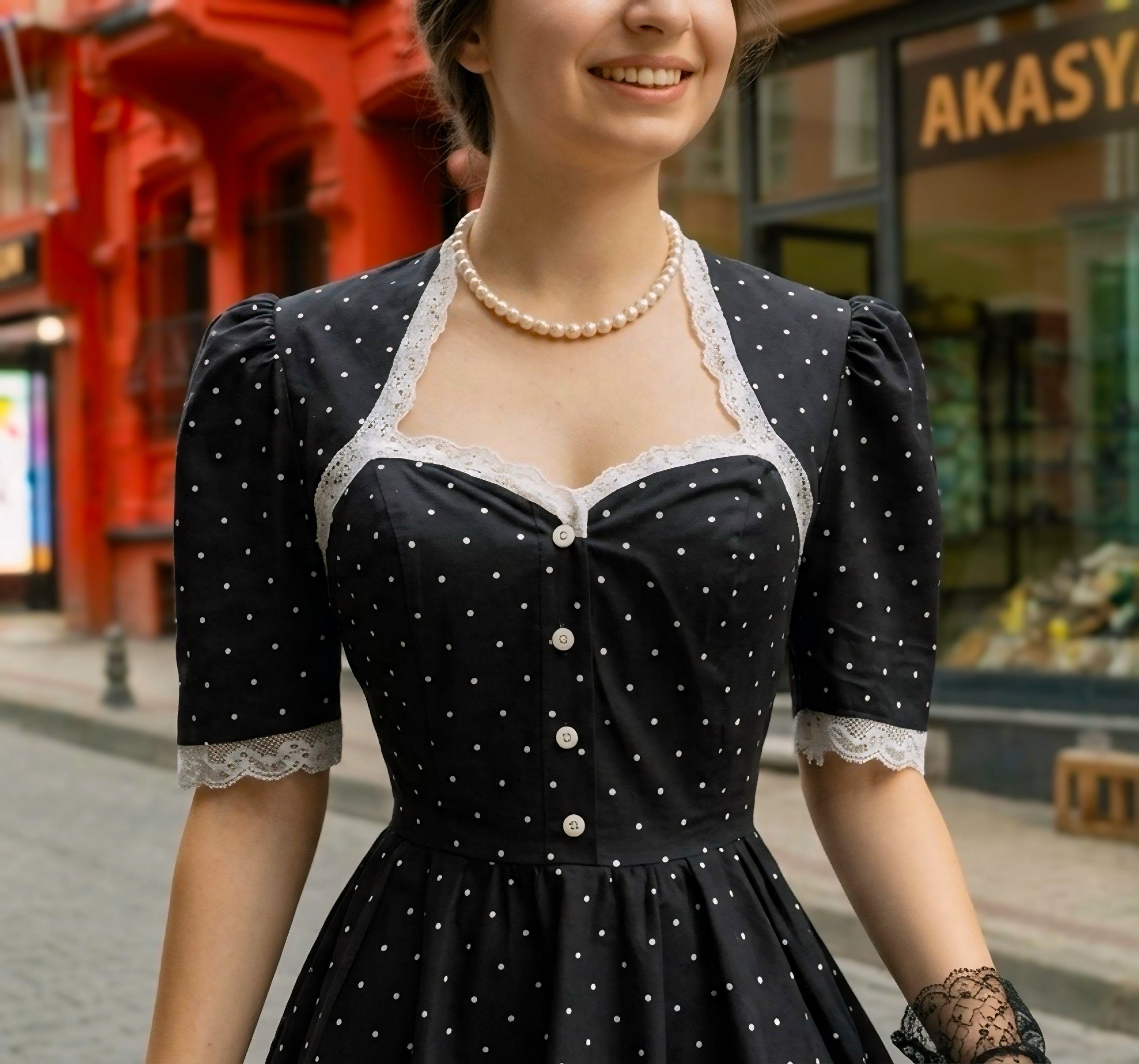 Celine Puantiyeli Elbise