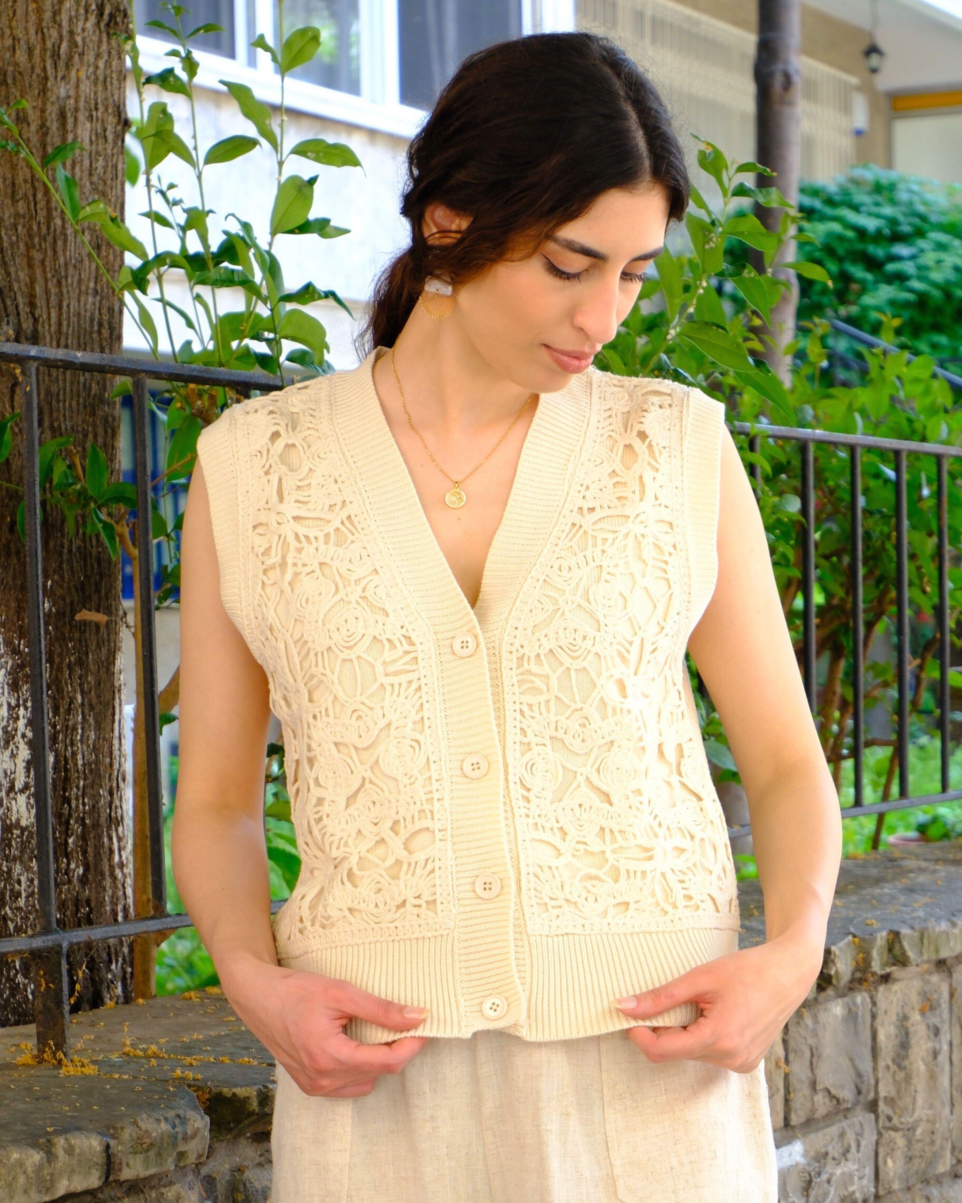 Dantel Örme Kolsuz Hırka