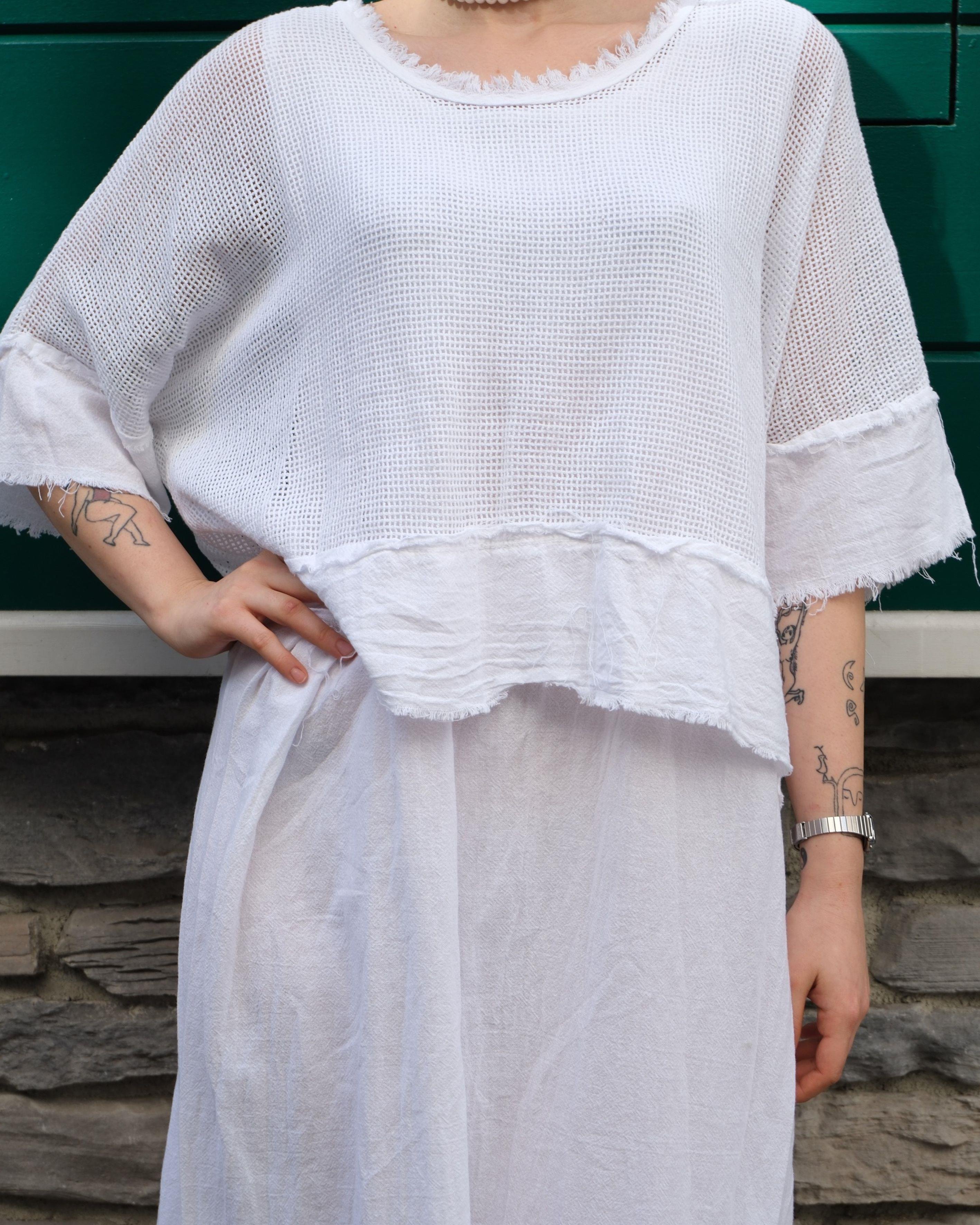 Dokulu Beyaz Oversize Elbise