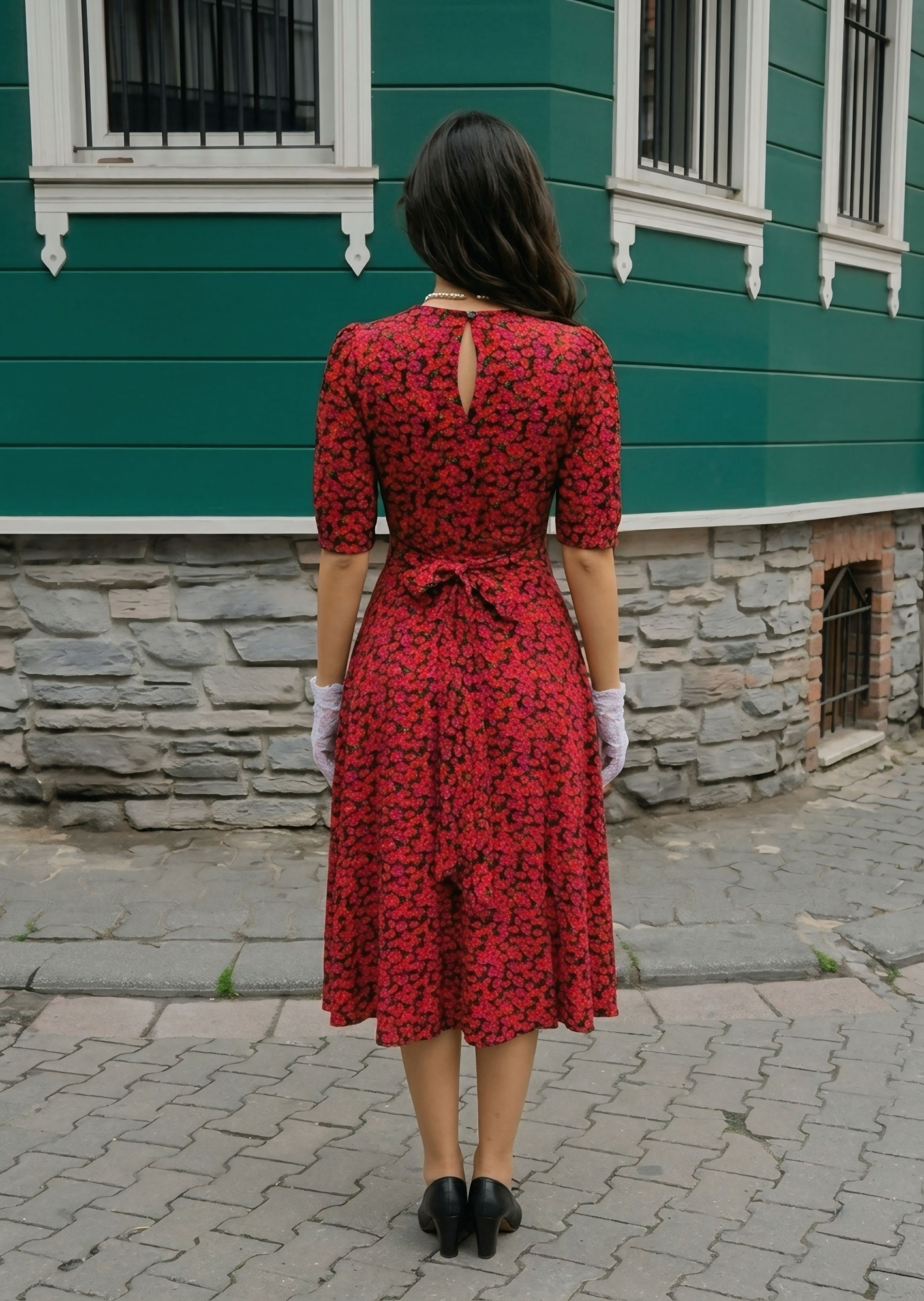 Manolya Elbise