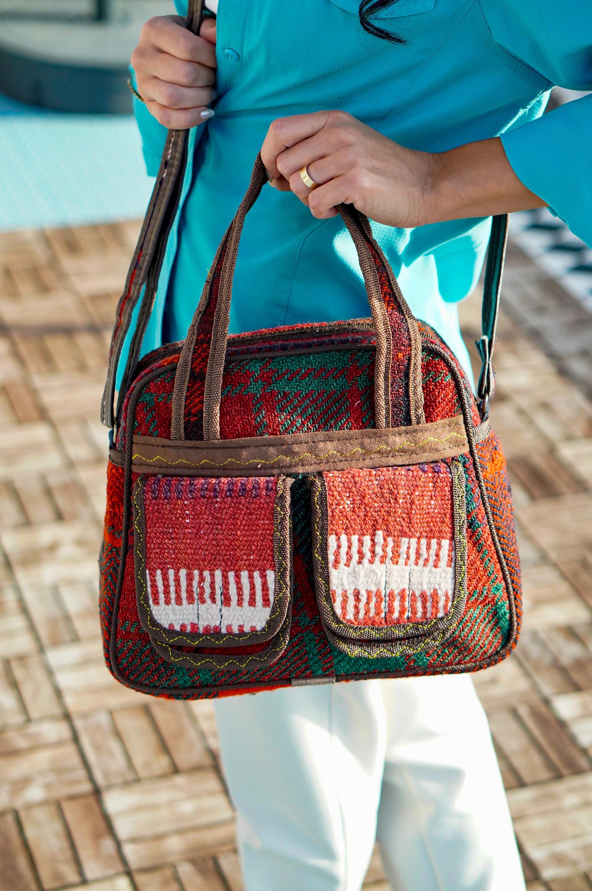 Nomad Bag / Kilim Desenli Çift Cepli Çanta