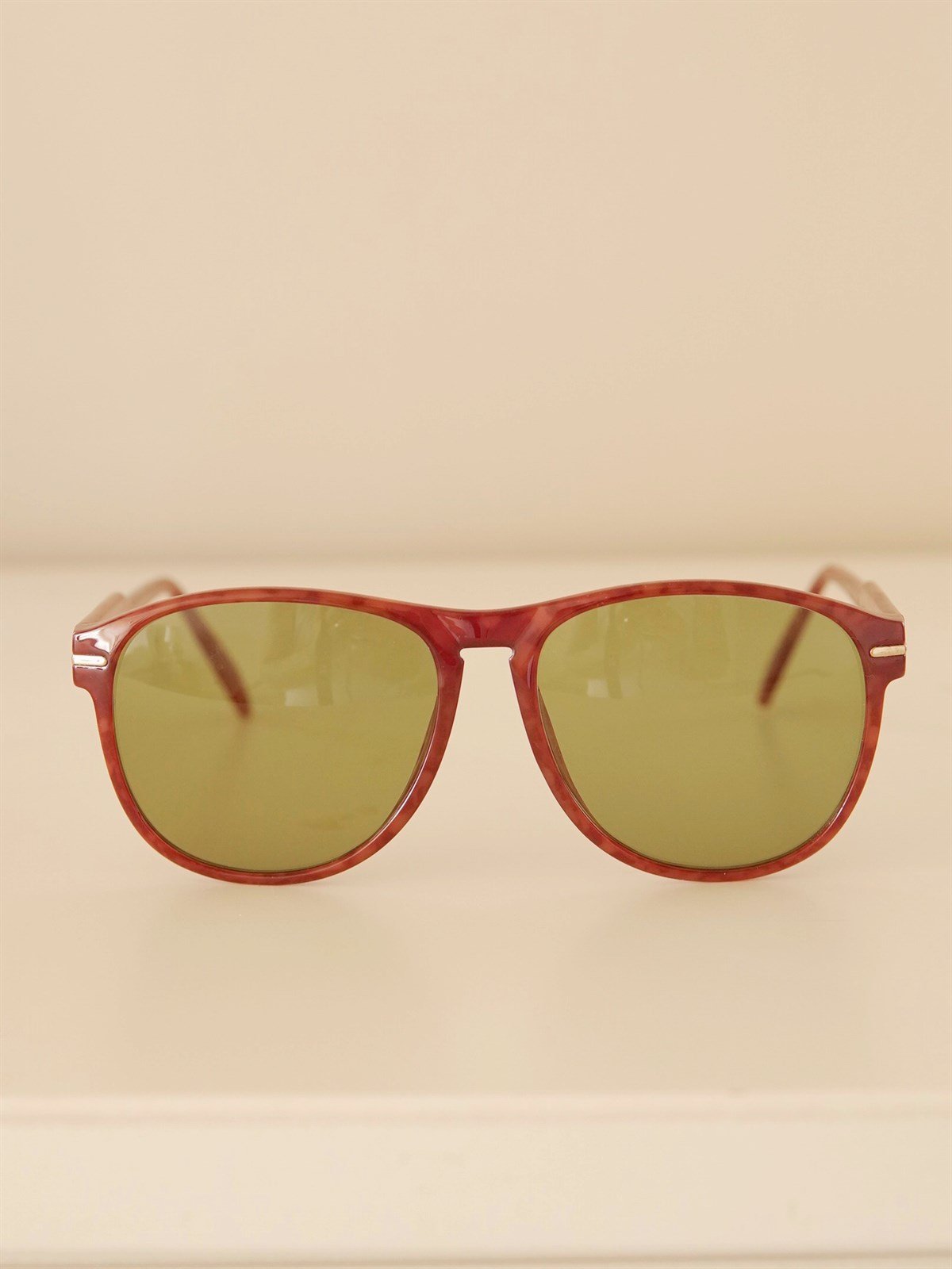 Vintage Silhouette M2705