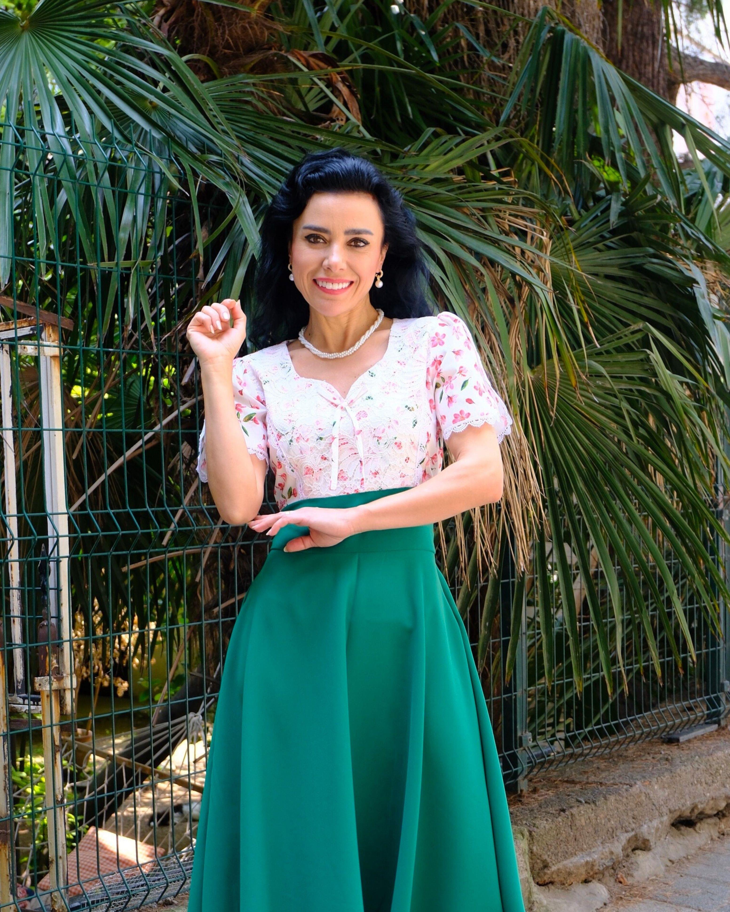 Yasemin Özel Dikim Elbise