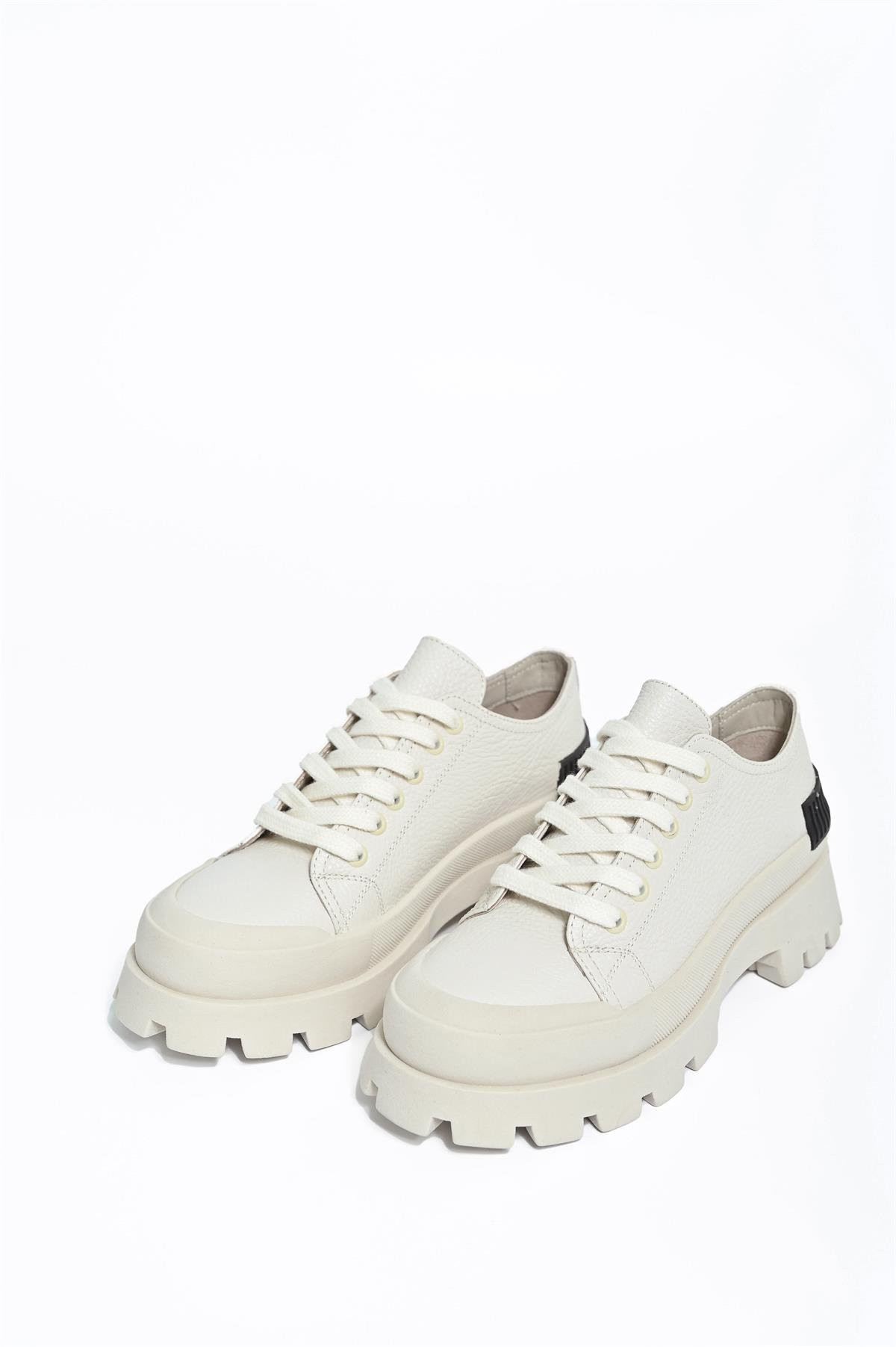 6221 KREM YÜKSEK TABAN DERİ KADIN SNEAKER