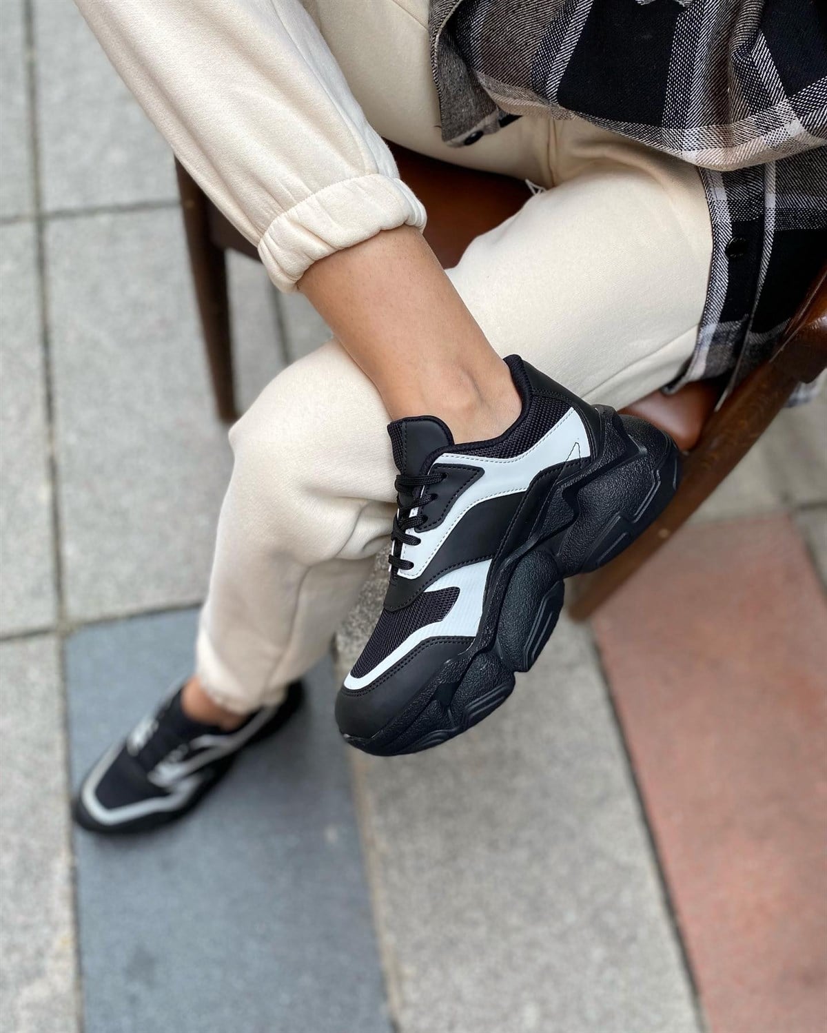 SİYAH 5471 KALIN TABAN KADIN SNEAKER