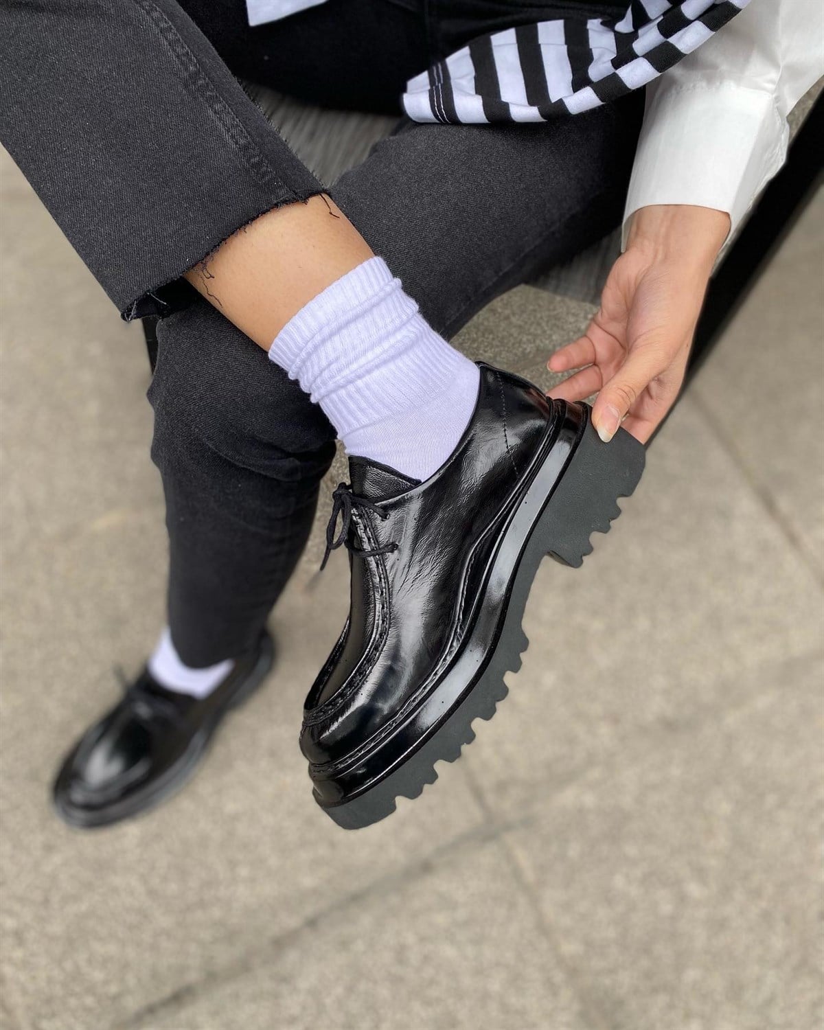SİYAH RUGAN 5417 HAKİKİ DERİ BAĞCIKLI KADIN LOAFER AYAKKABI