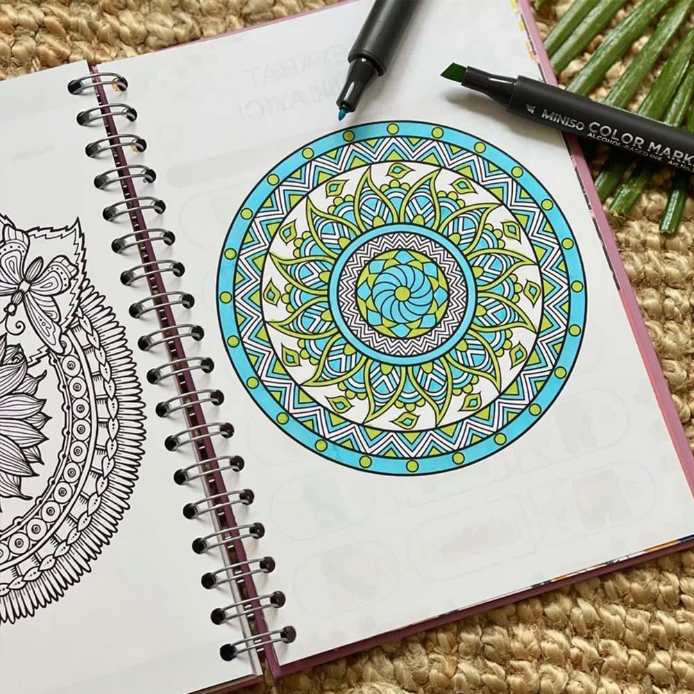 Sarı Nazar Tasarımlı Spiralli Sticker'lı Tarihsiz Konuşan Ajanda Haftalık Planlayıcı Defter