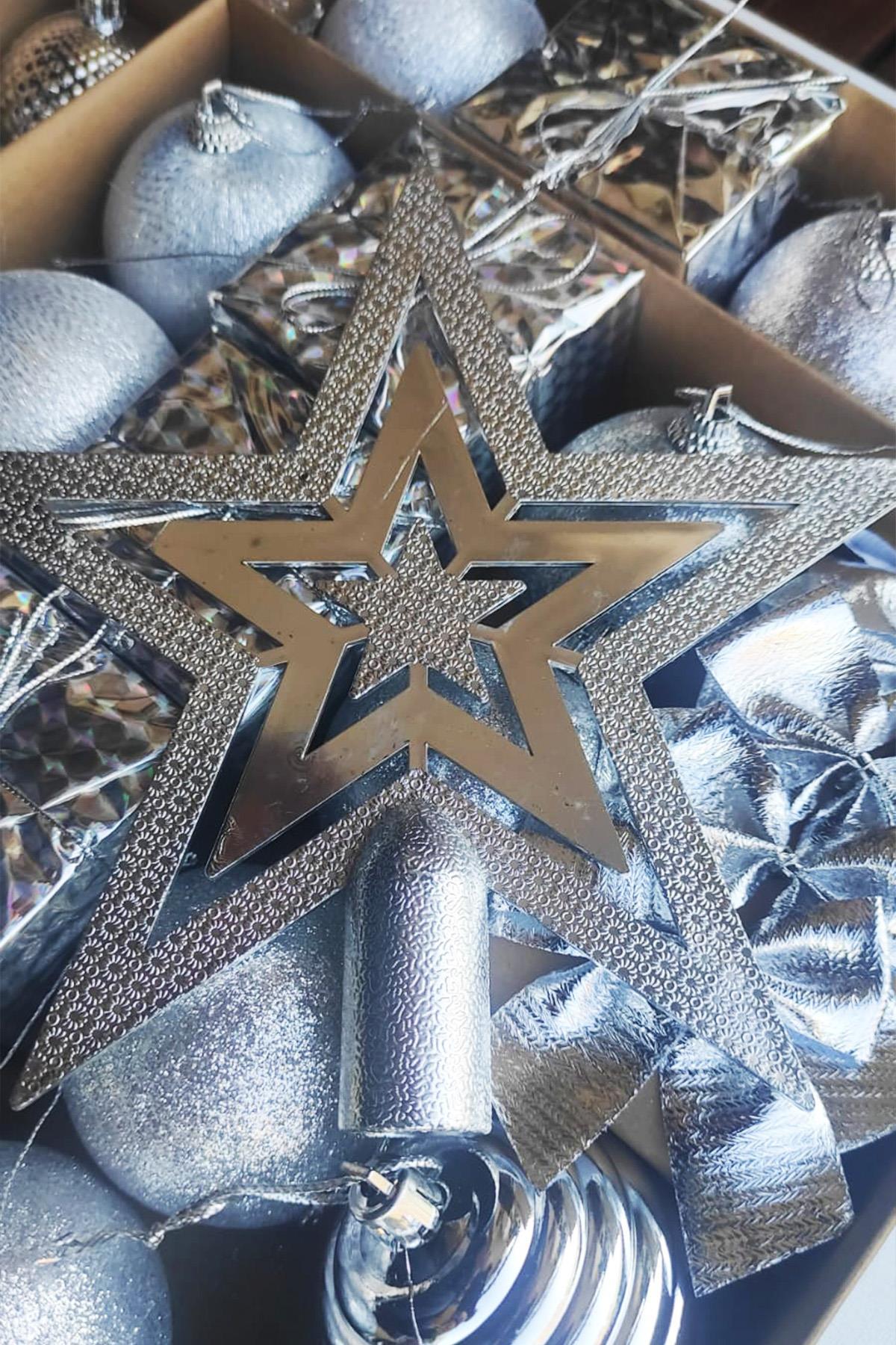 Yılbaşı Çam Ağacı Süsü 30 Parça Lüks Gümüş Noel Süsü 