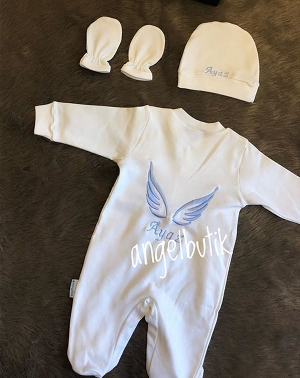 Gabriel Kanatlı Bebek Tulum