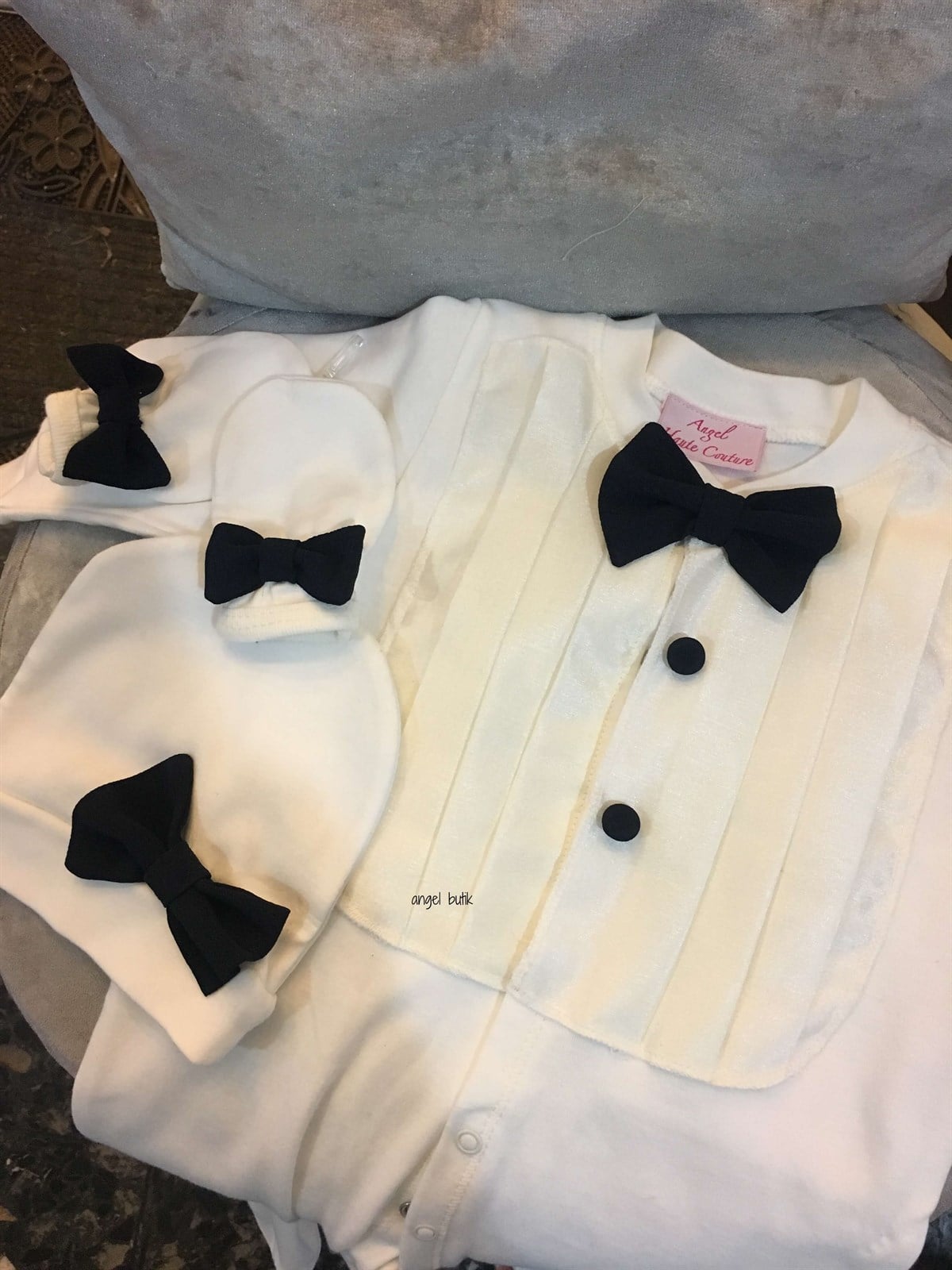 İpek Kanatlı Smokin