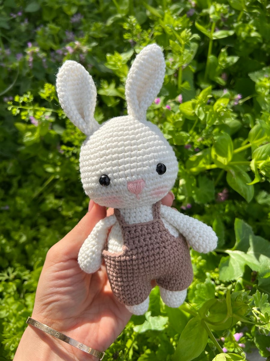 Rabbit Amigurumi Oyuncak