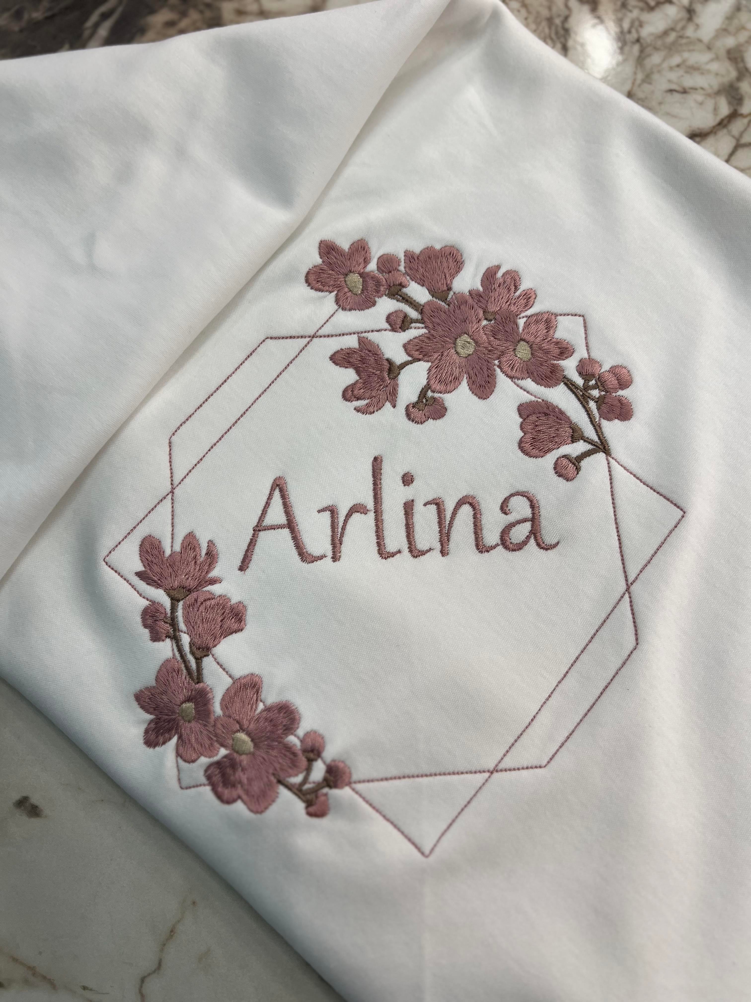 Sakura Kiraz Çiçeği Nakışlı Battaniye