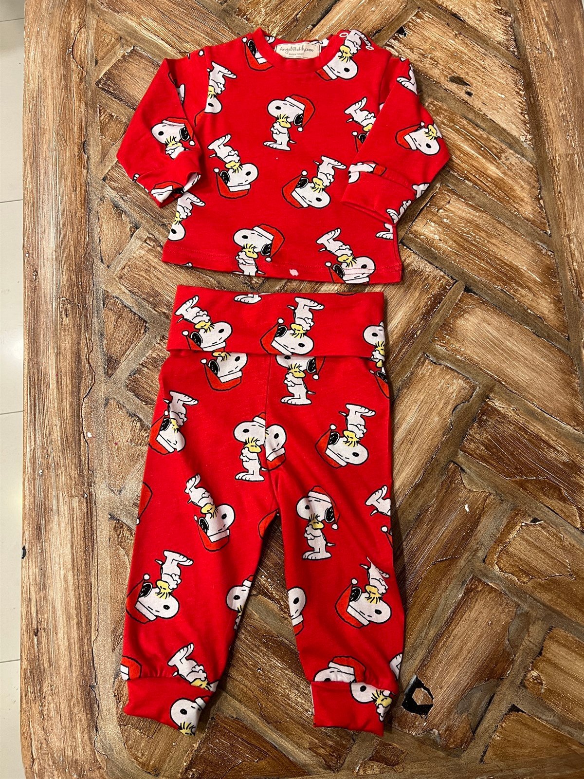 Yılbaşı Desenli Bebek Pijama Takımı