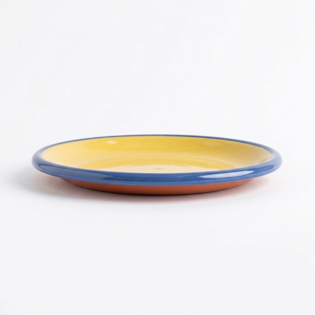 Somon dış gövdesi ve lacivert kordon detayıyla 16 cm limon sarısı emaye pasta tabağı Çamlıca Home