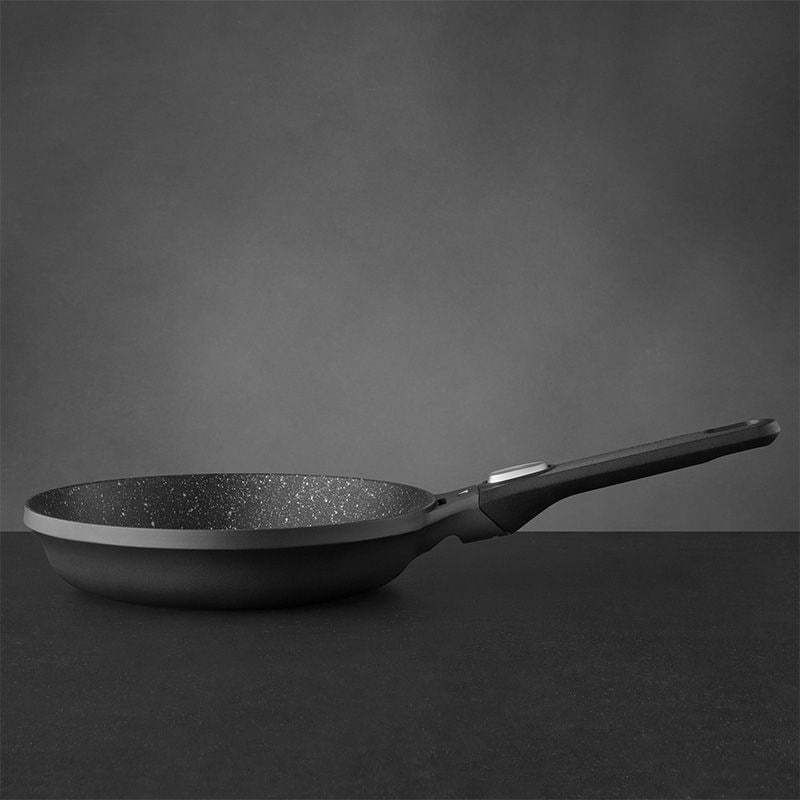 GEM 24 cm Döküm Tava