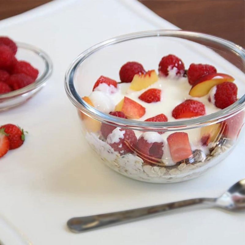 glasslock cam saklama kabı içinde meyve salatası