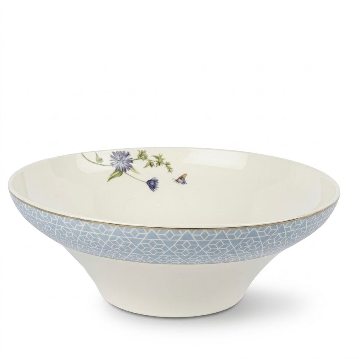 Çamlıca Home Lavender Flutter serisi lavanta çiçek ve kelebek desenli mavi geometrik bordürlü porselen salata ve servis kasesi beyaz zemin ürün çekimi 23x9 cm
