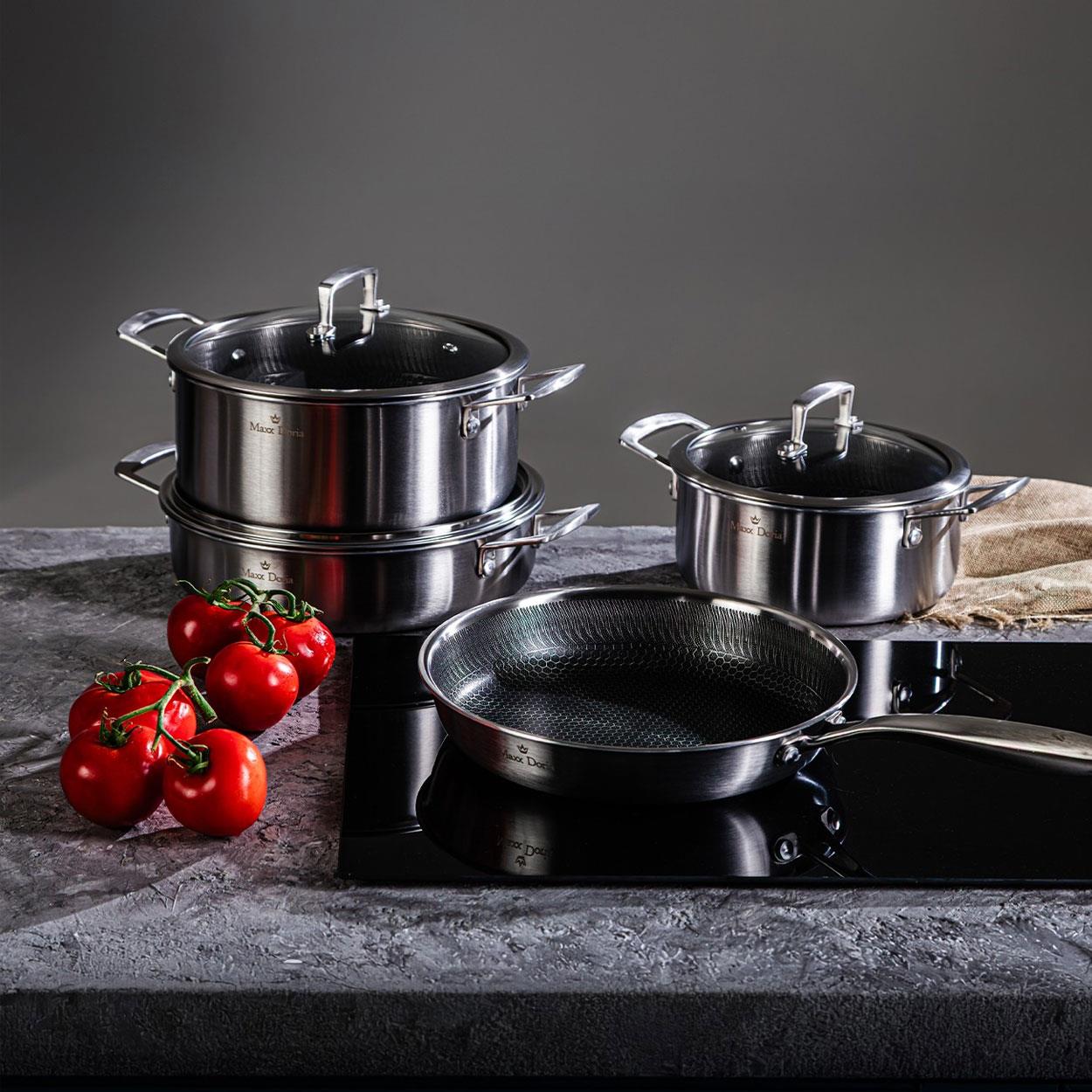 Maxx Doria Steel Fusion Tencere Seti Sunumu - 3 Tencere ve Tava, Ocak Üzerinde