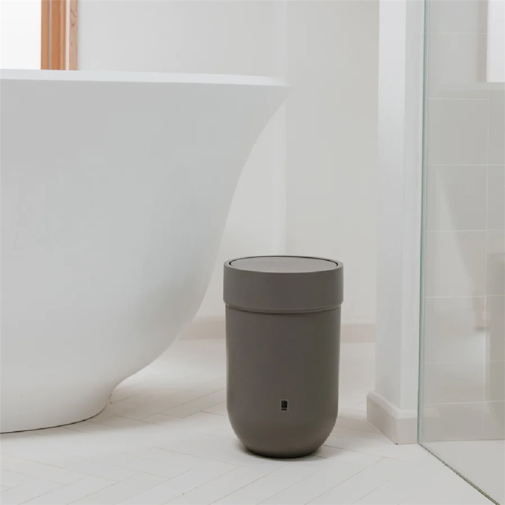 Umbra Touch Kapaklı Çöp Kovası 6 L -  Gri - Umbra
