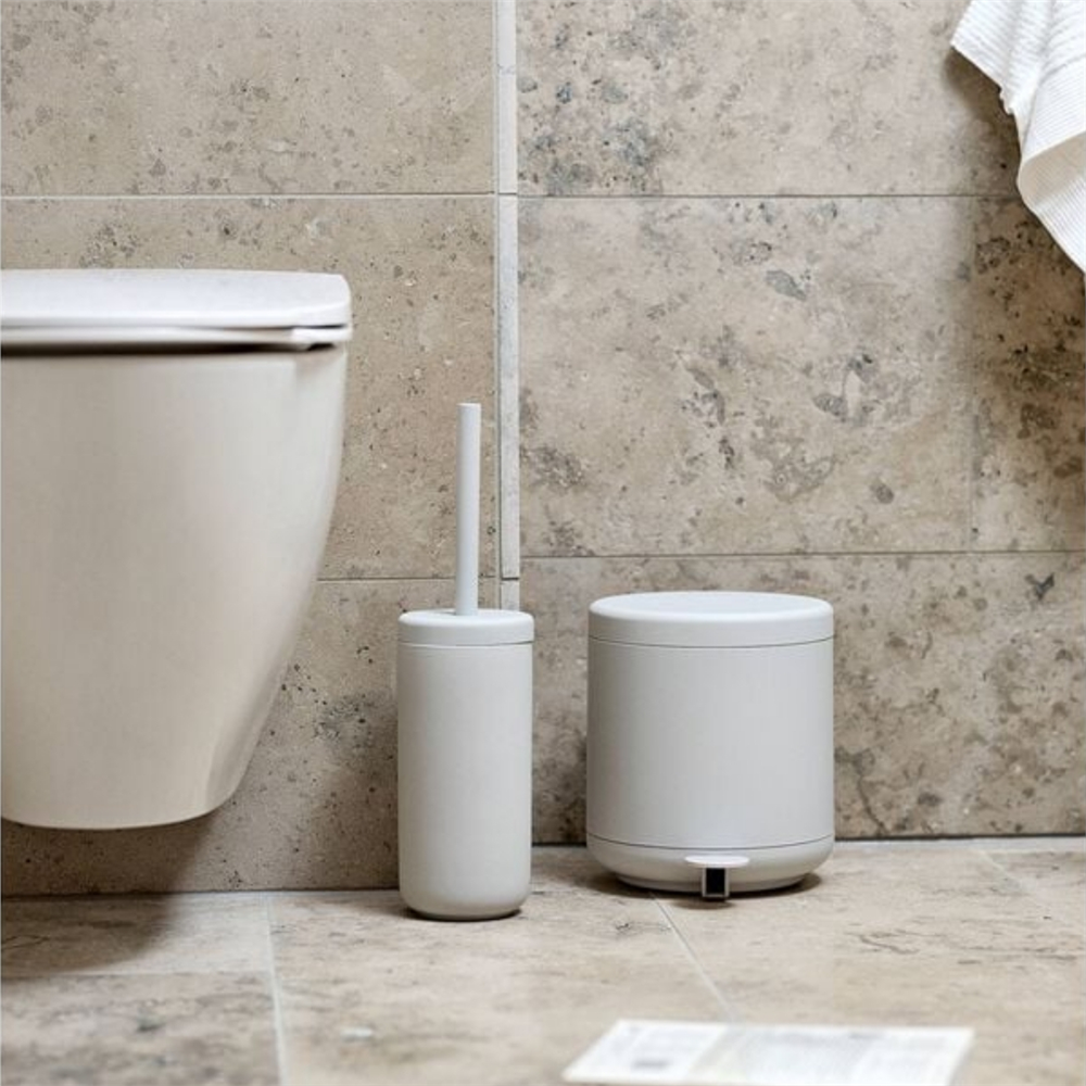 Ume Tuvalet Fırçası Soft Gri 38,7 cm - Çap:10 cm - Zone Denmark