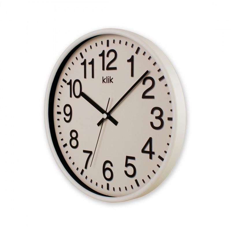 Yan açıdan beyaz çerçeveli yuvarlak duvar saati, 