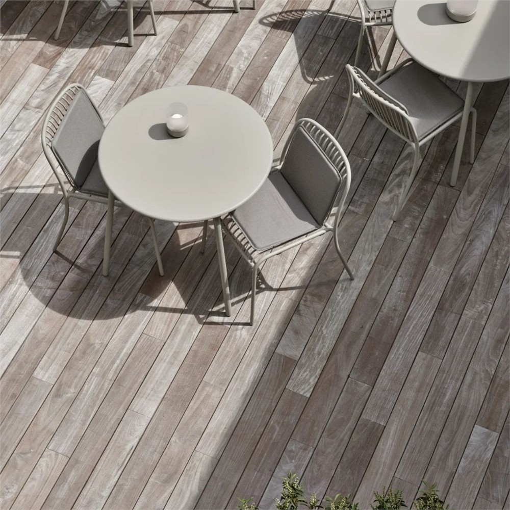 YUA Bistro Masa İpek Grisi 80x74 cm - Blomus