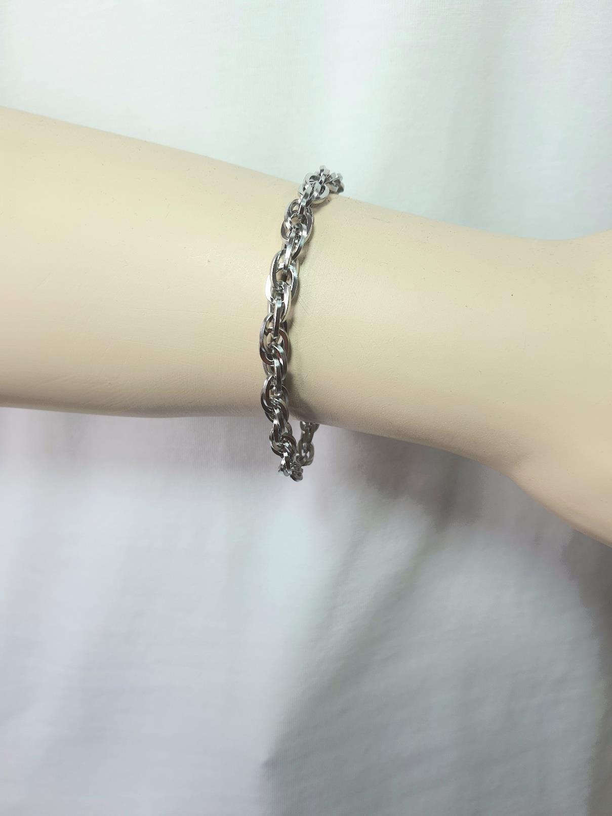 Çelik KolyeJTAW23ÇKB1079 ÇELİK KOLYE ve BİLEKLİK KOMBİNİ ÇİFT ZİNCİR GEÇMELİ HADES MODEL PASLANMAZ RENK ATMAZ GARANTİLİJanti