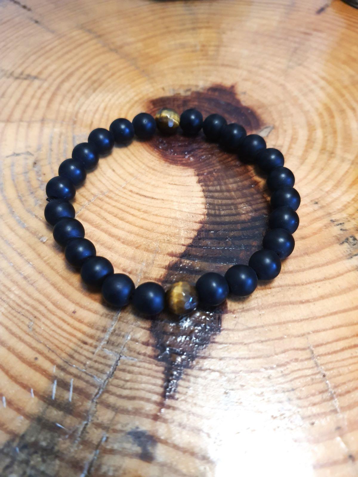 BileklikJTAW24DOB1347 JANTİ BİLEKLİK FASET KESİM KAPLANGÖZÜ ve ONYX DOĞALTAŞ 8 MMJanti