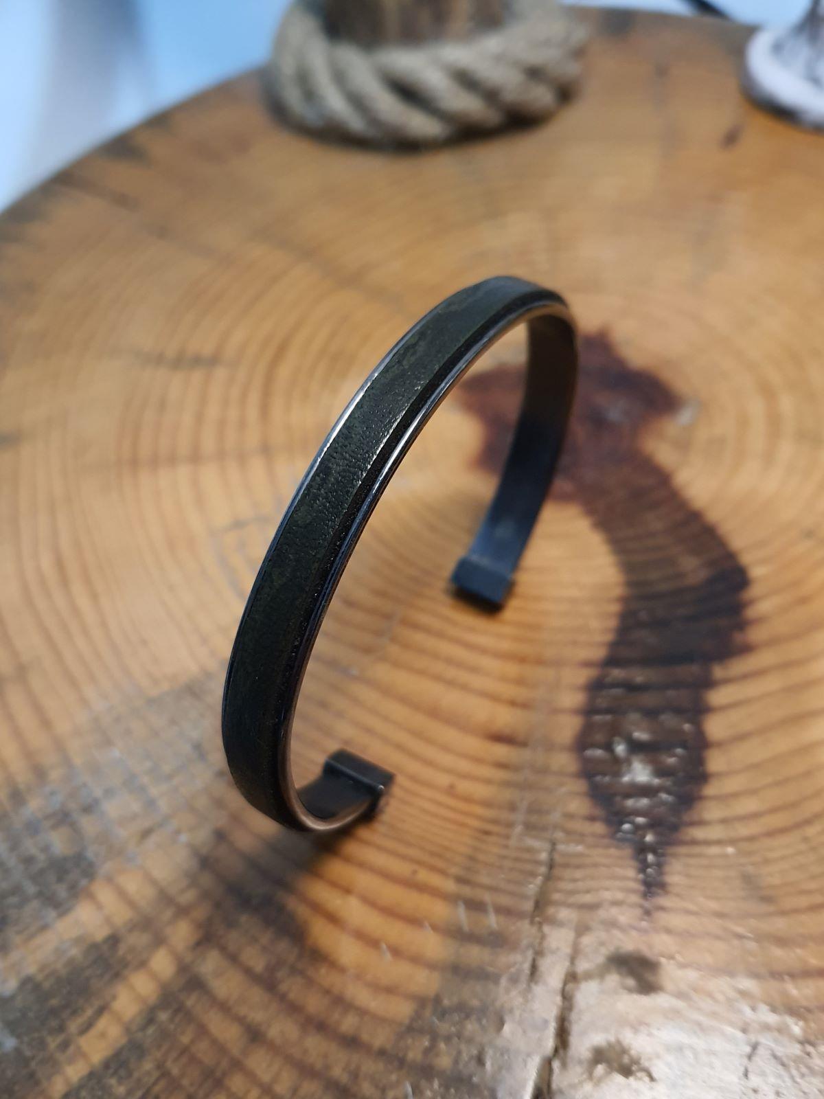 BileklikJTAW24DOB1369 JANTİ ERKEK BİLEKLİK PRİNÇ ALAŞIM KOYU GRİ KAPLAMA HAKİKİ DERİ HAKİ KUTULU  GARANTİLİJanti