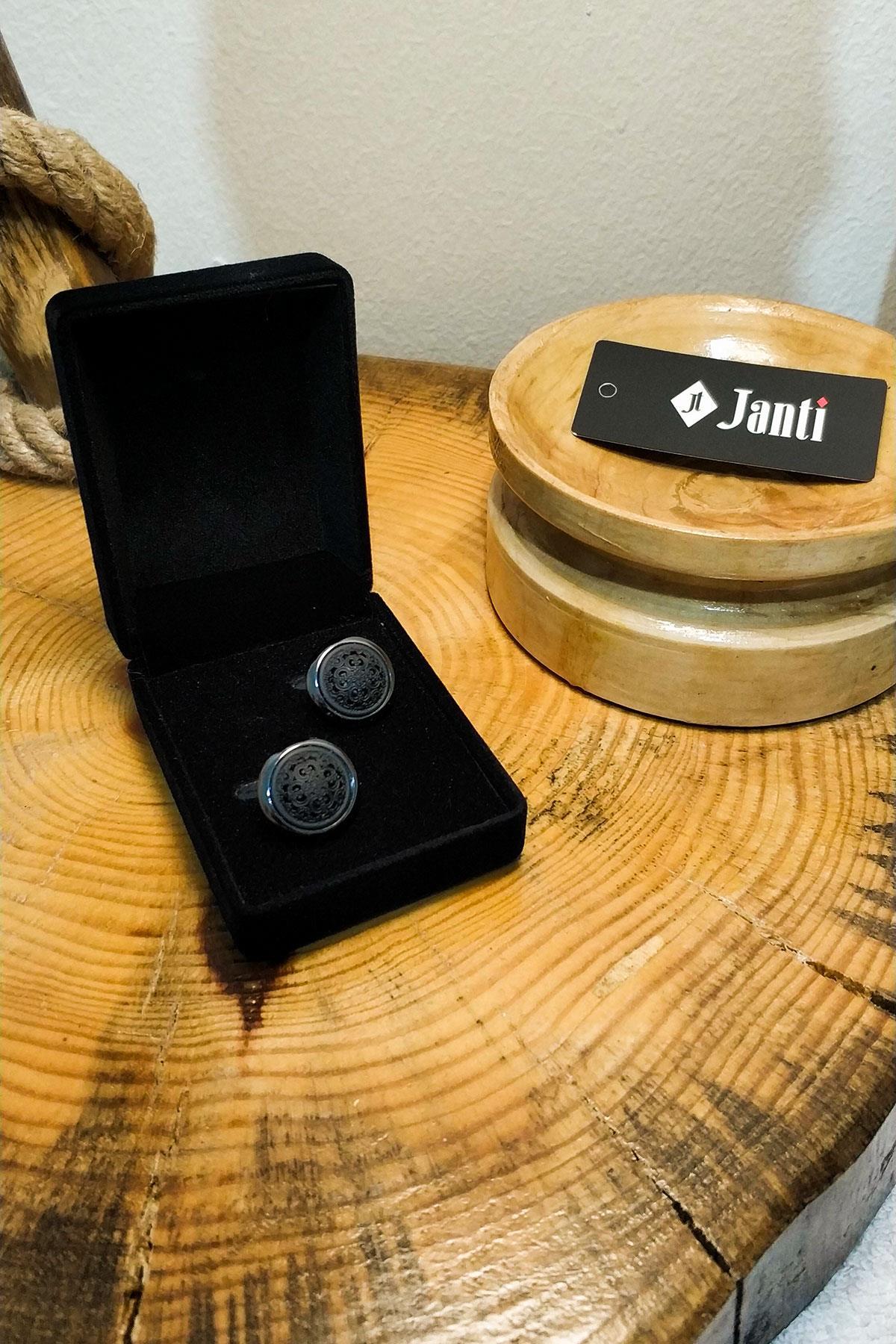 Kol DüğmesiJTKD2104 JANTİ KOL DÜĞMESİ KUTULU SİYAH DESENLİJanti