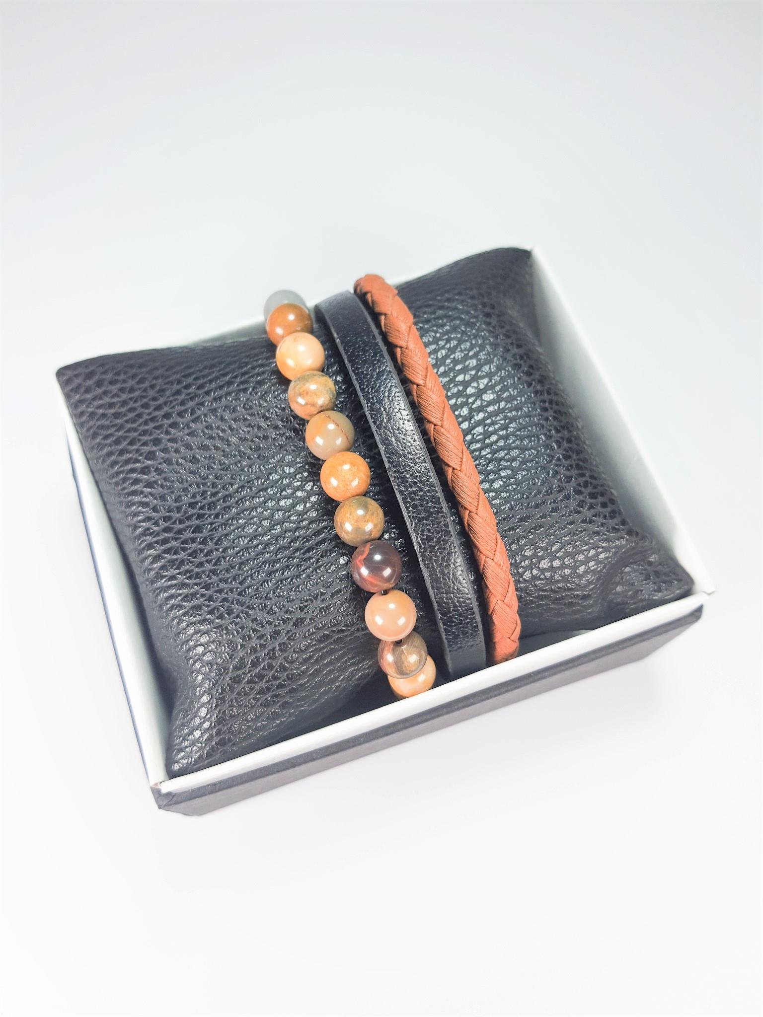 BileklikJTSS22KOB1088 JANTİ HAKİKİ DERİ MIKNATIS KAPAMA JASPER DOĞALTAŞ KOMBİN BİLEKLİK KUTULUJanti