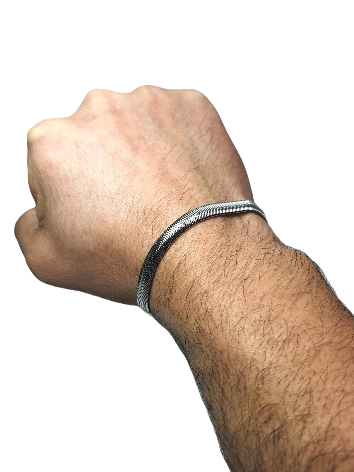 Çelik BileklikJTSS25ÇEB1478 İTALYAN YASSI DESEN MODEL GÜMÜŞ GRİ RENK ZİNCİR PASLANMAZ RENK ATMAZ 316L JANTİ ÇELİK BİLEKLİKJantideri bileklik, bileklik, erkek bileklik, hediye bileklik, janti bileklik, babalar günü, sevgililer günü, yılbaşı, öğretmenler günü, çelik bileklik, doğaltaş bileklik,