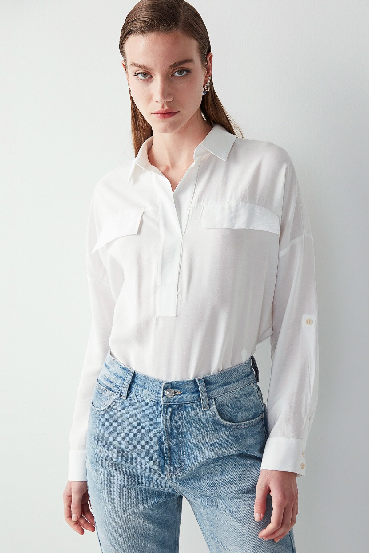 IPEKYOL Kırık Beyaz Gömlek Yaka Basic Bluz