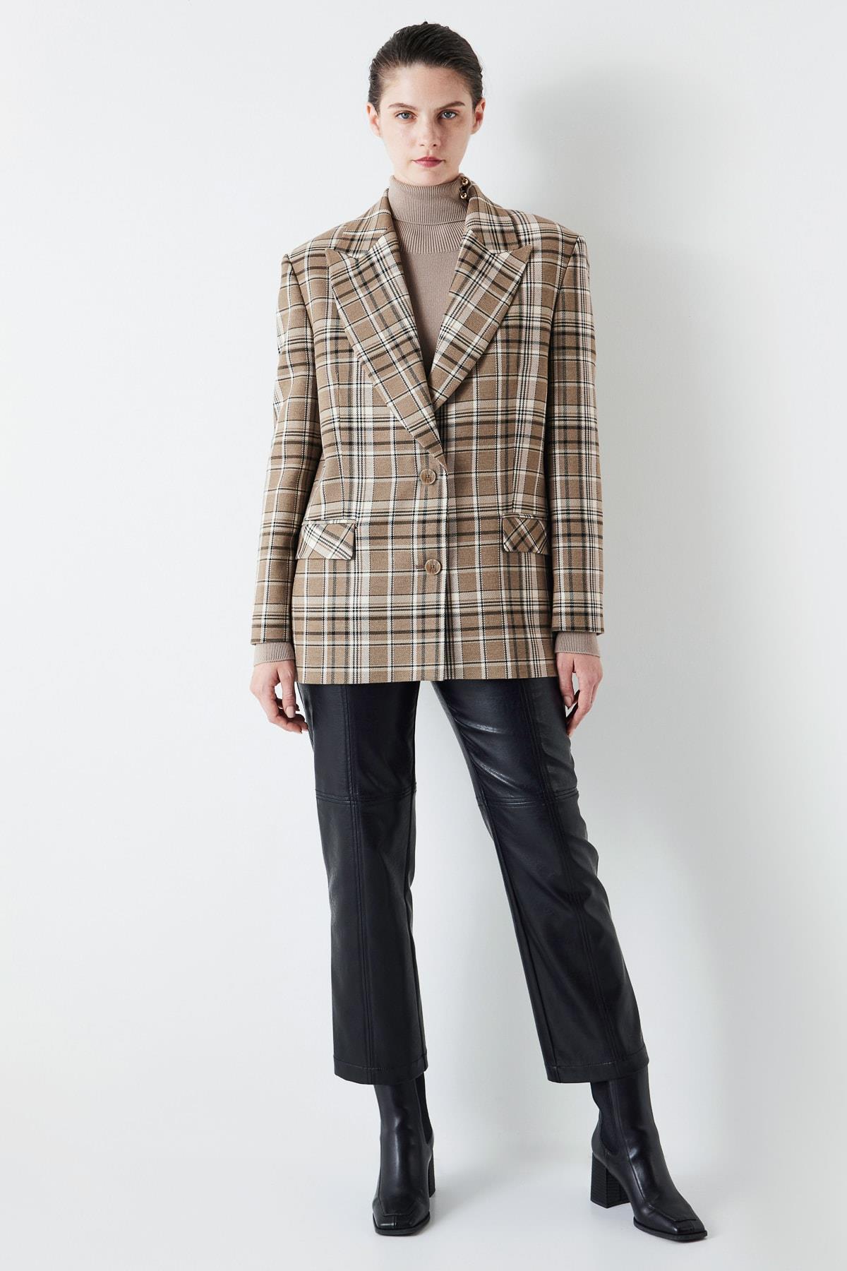 IPEKYOL TAS 06064 / BLAZER