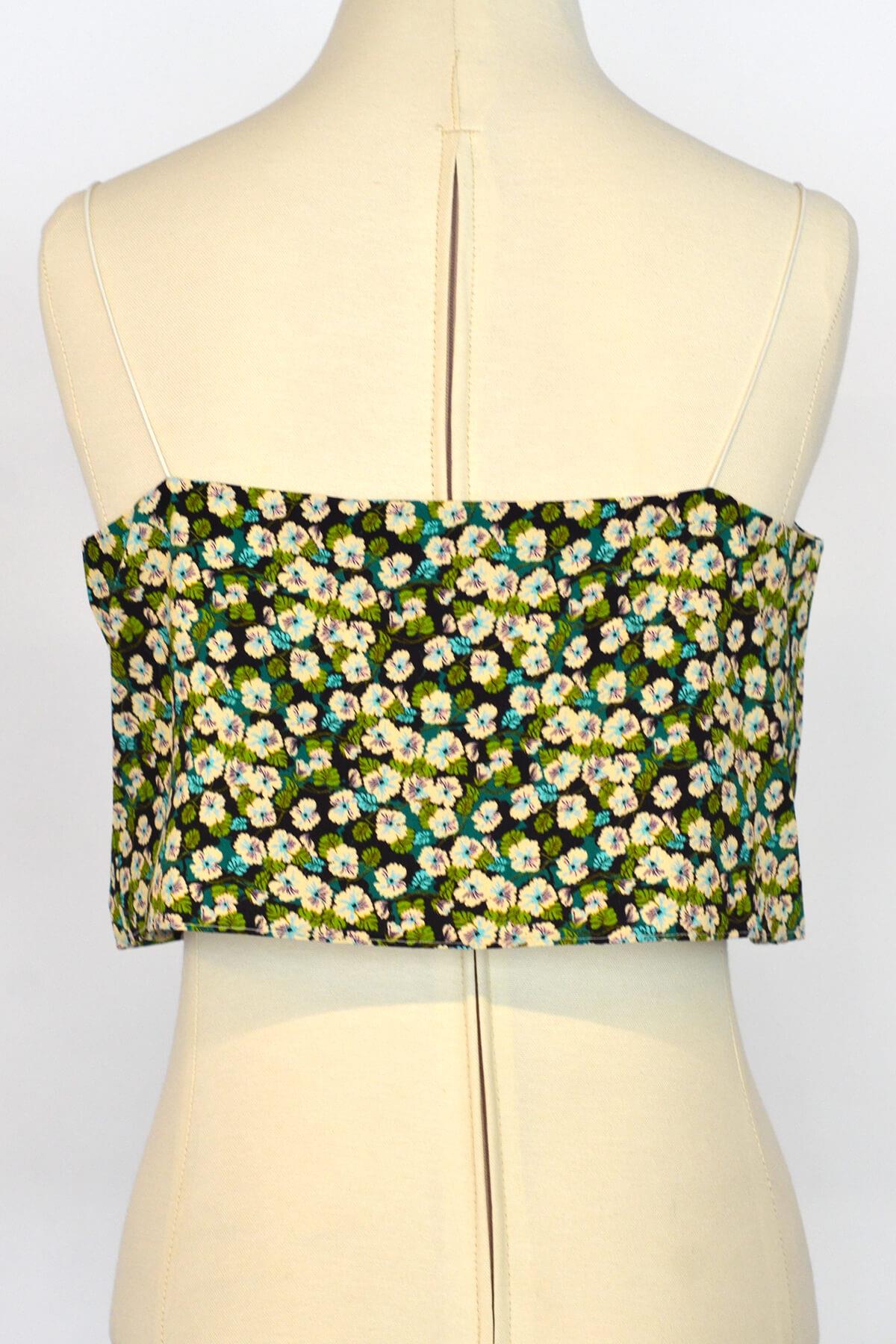 IPEKYOL YESIL (CICEKLI) 61046 / V Yaka Askılı Bluz