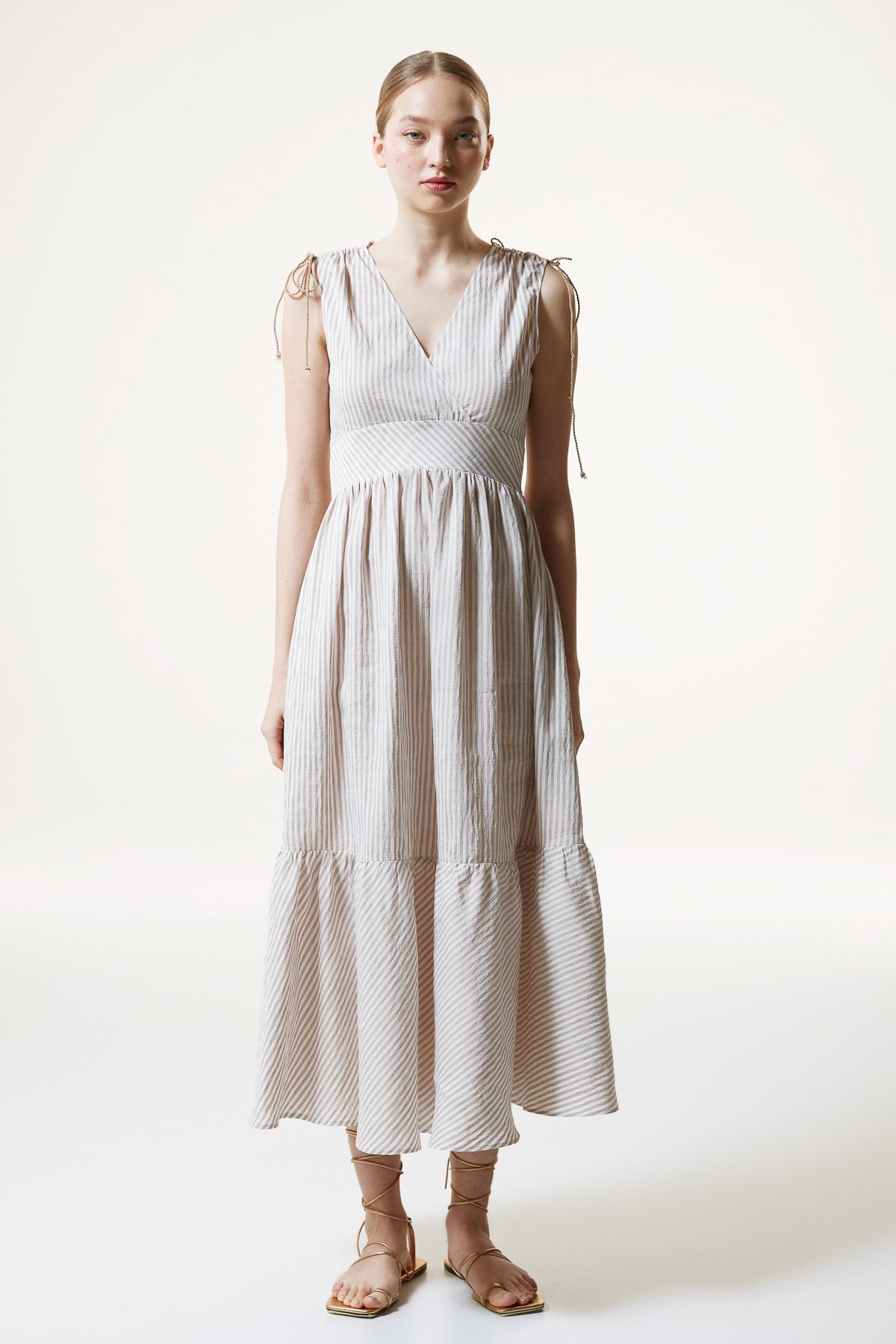 MACHKA BEJ 02358 / ELBISE