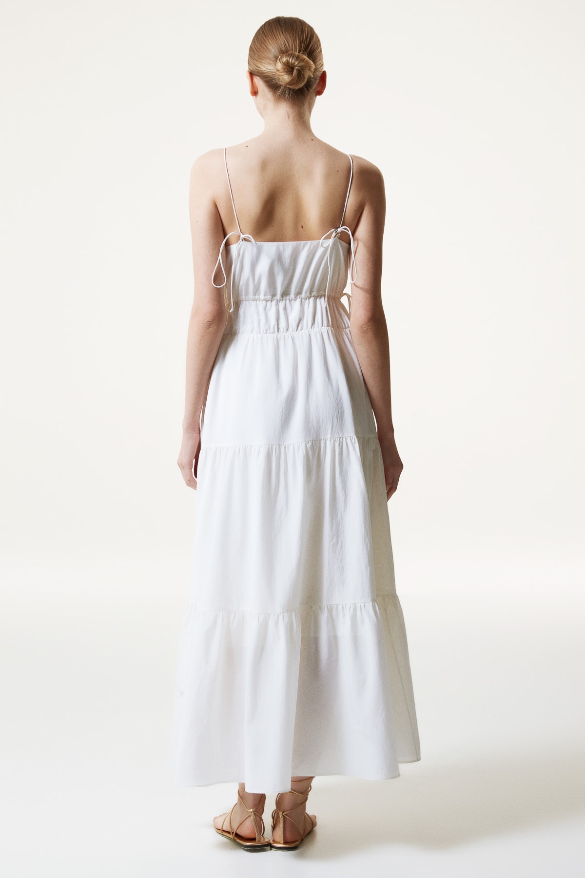 MACHKA BEYAZ 02380 / ELBISE